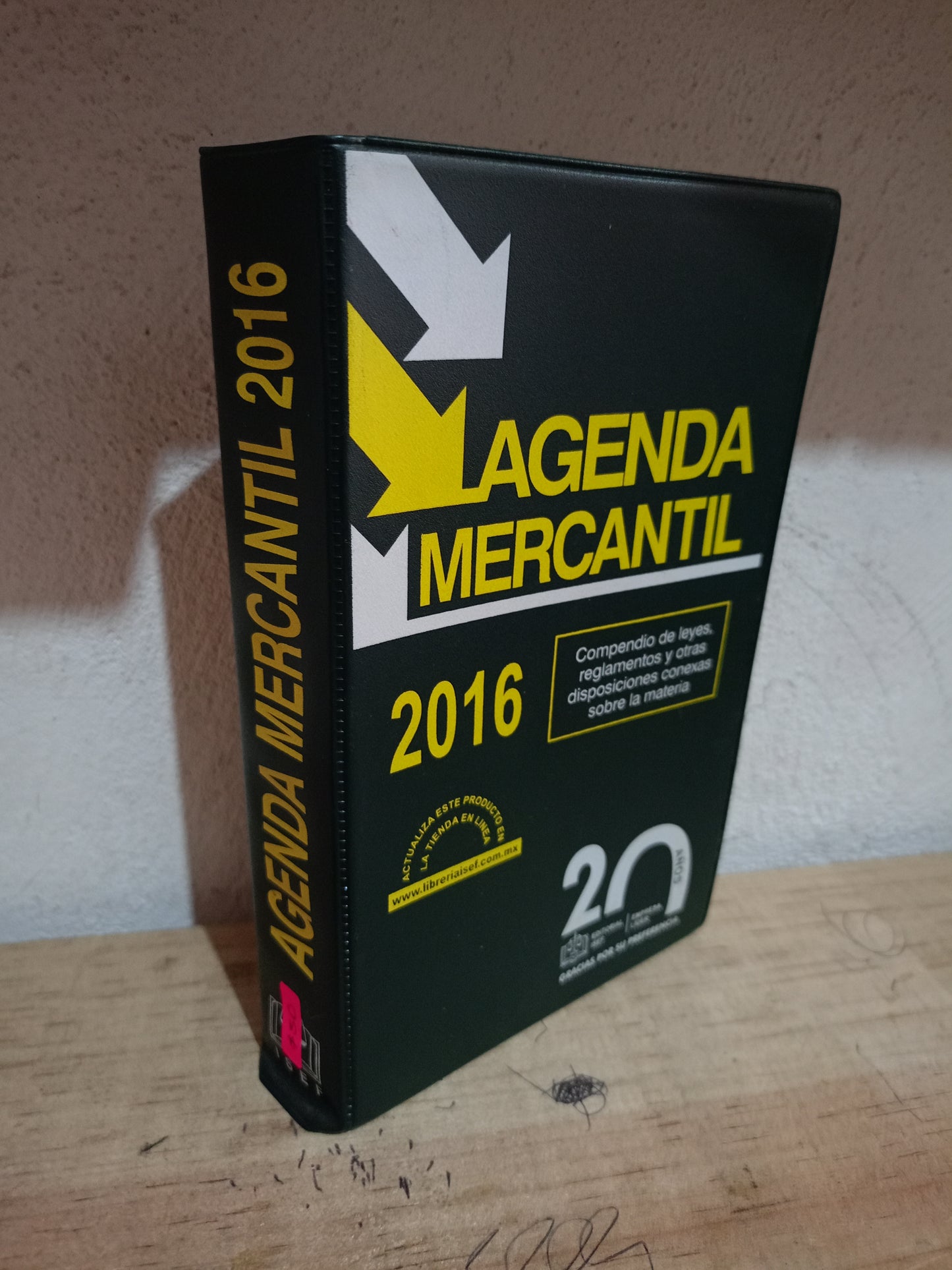 AGENDA MERCANTIL 2016 USADO DERECHO LITERARIO 305