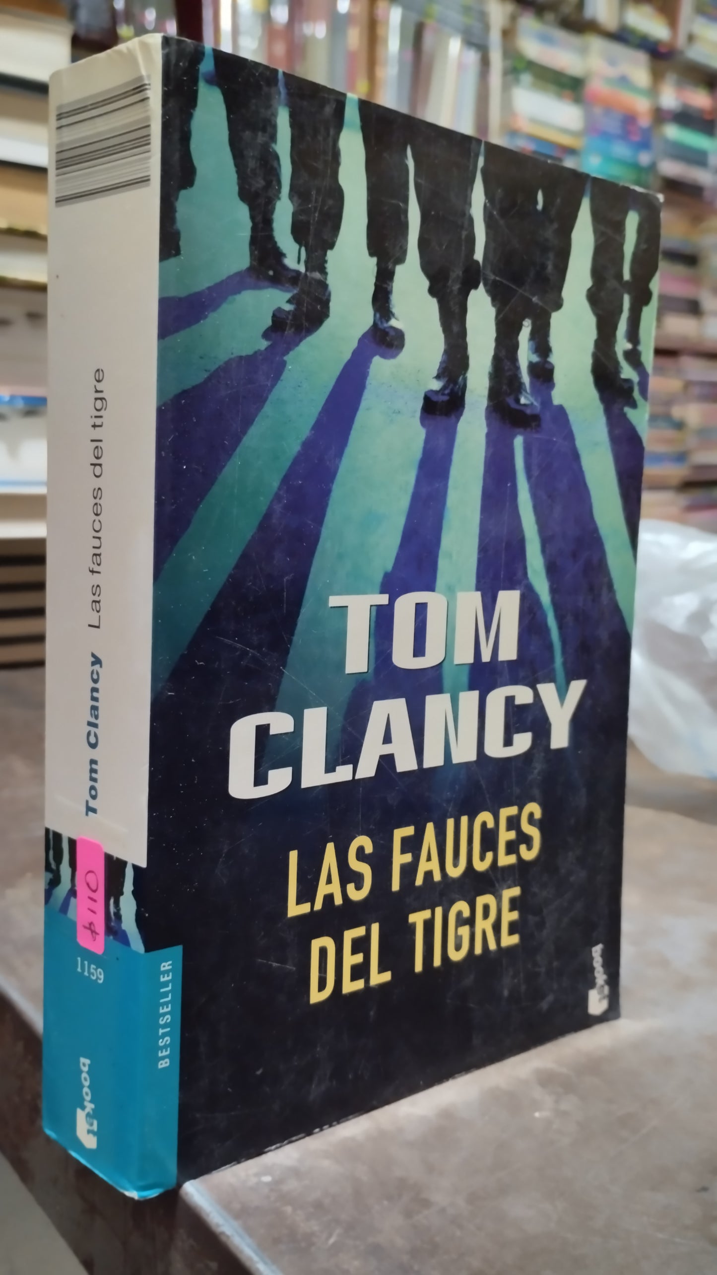 LAS FAUCES DEL TIGRE POR TOM CLANCY LIBRO USADO NOVELAS ALDAMA