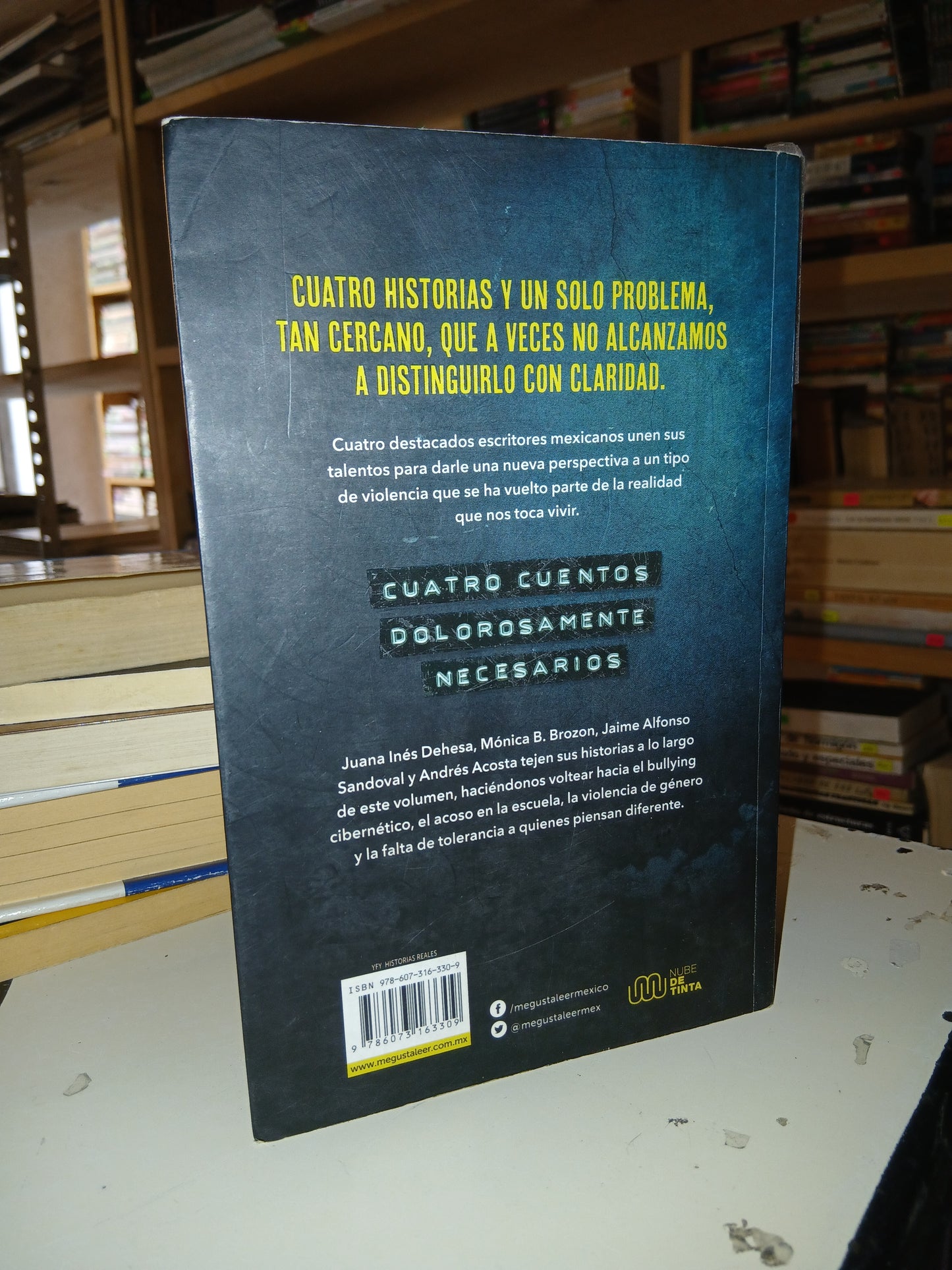 ACOSADOS (VARIOS AUTORES) USADO NOVELA LITERARIO 207