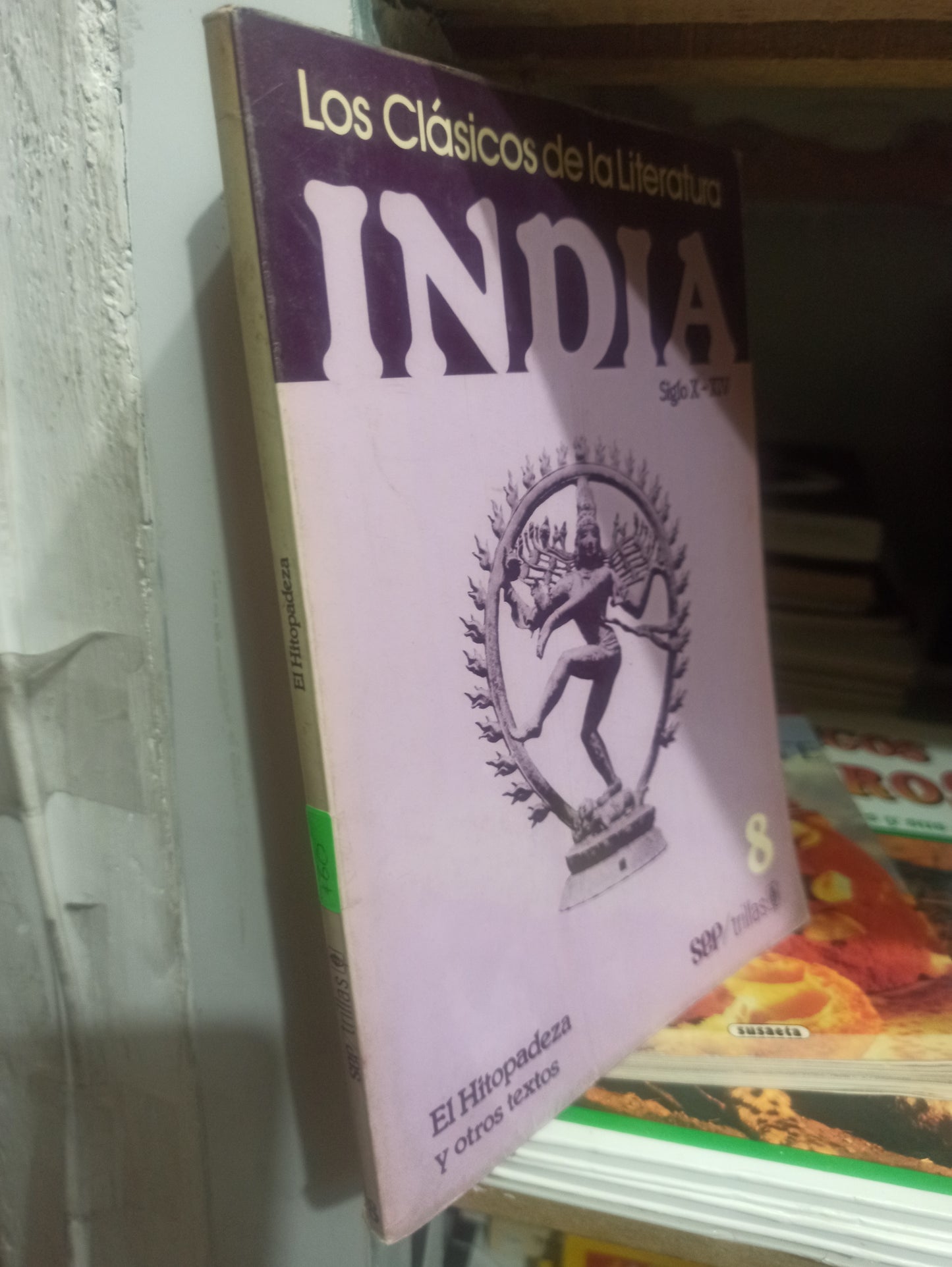 LOS CLASICOS DE LA LITERATURA INDIA POR EDITORIAL TRILLAS USADO INFANTILES JUÁREZ