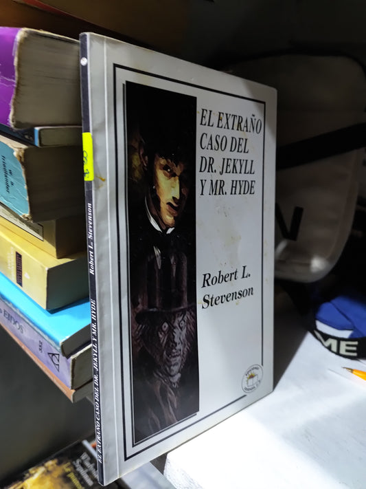 EL EXTRAÑO CASO DEL DR JEKYLL Y MR HYDE POR ROBERT L. STEVENSON USADO NOVELAS JUAREZ