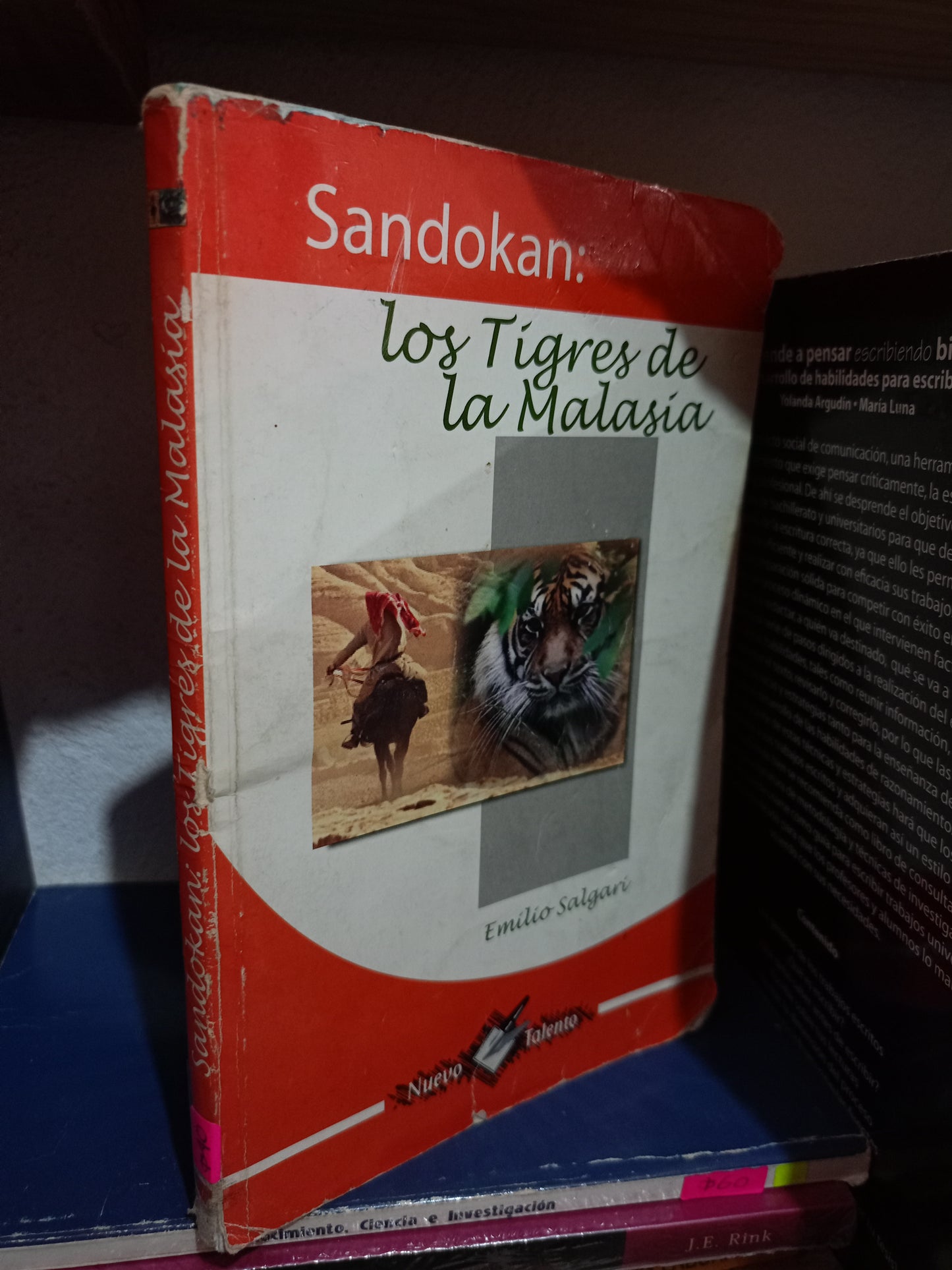 SANDOKAN LOS TIGRES DE MALASIA POR EMILIO SALGARI USADO NOVELA LITERARIO 305