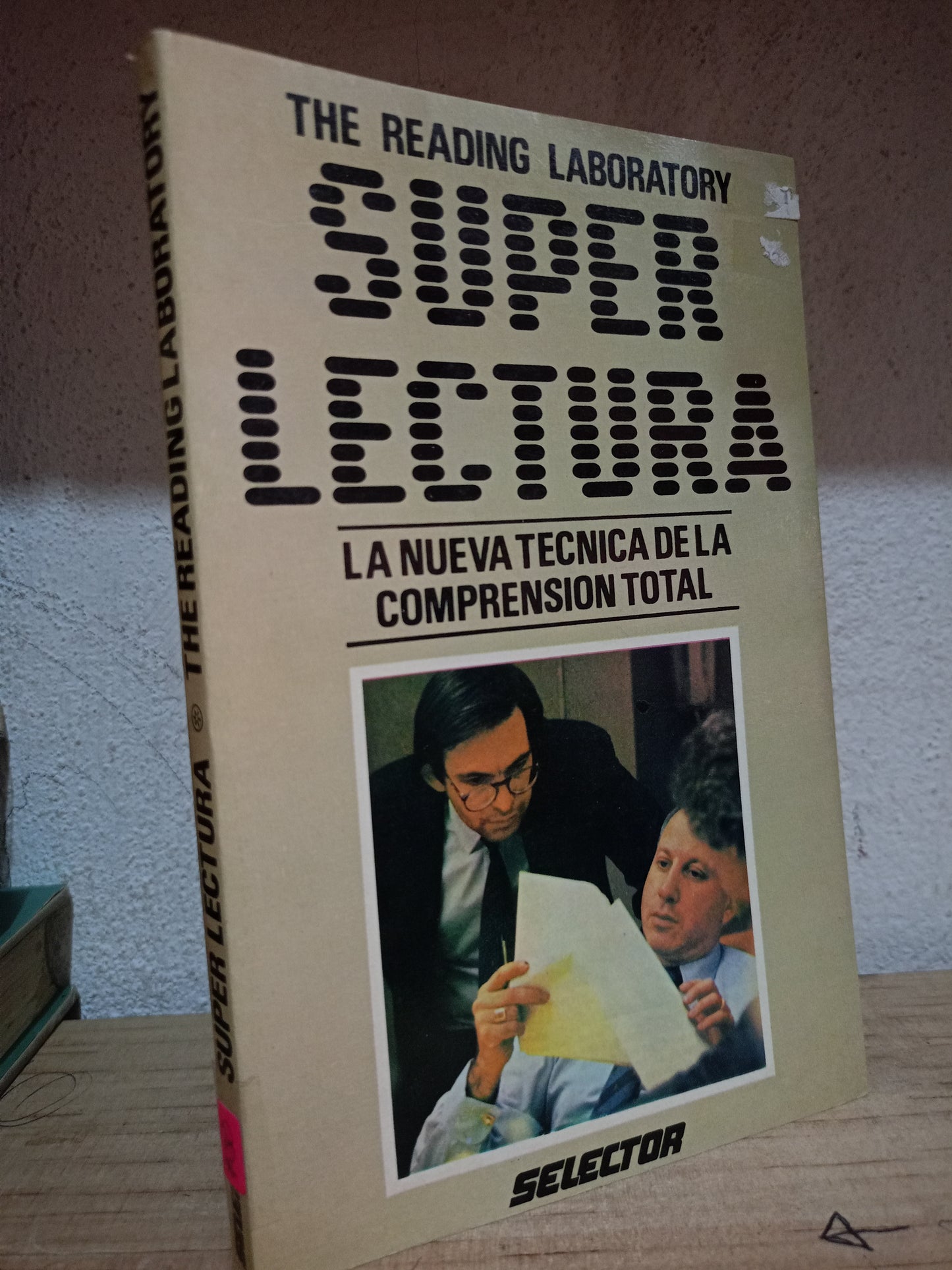 SUPER LECTURA POR THE READING LABORATORY USADO NOVELA LITERARIO 305