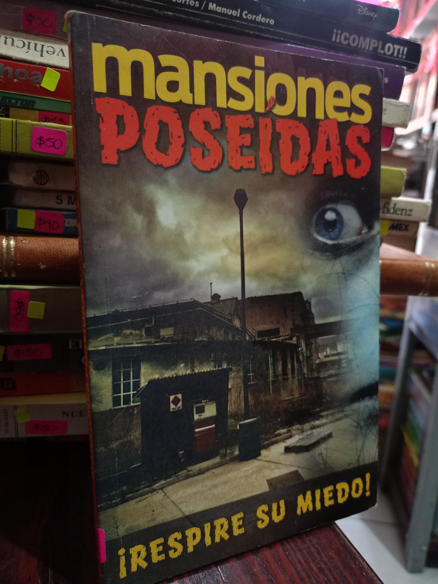 MANSIONES POSEÍDAS USADO NOVELA LITERARIO 305