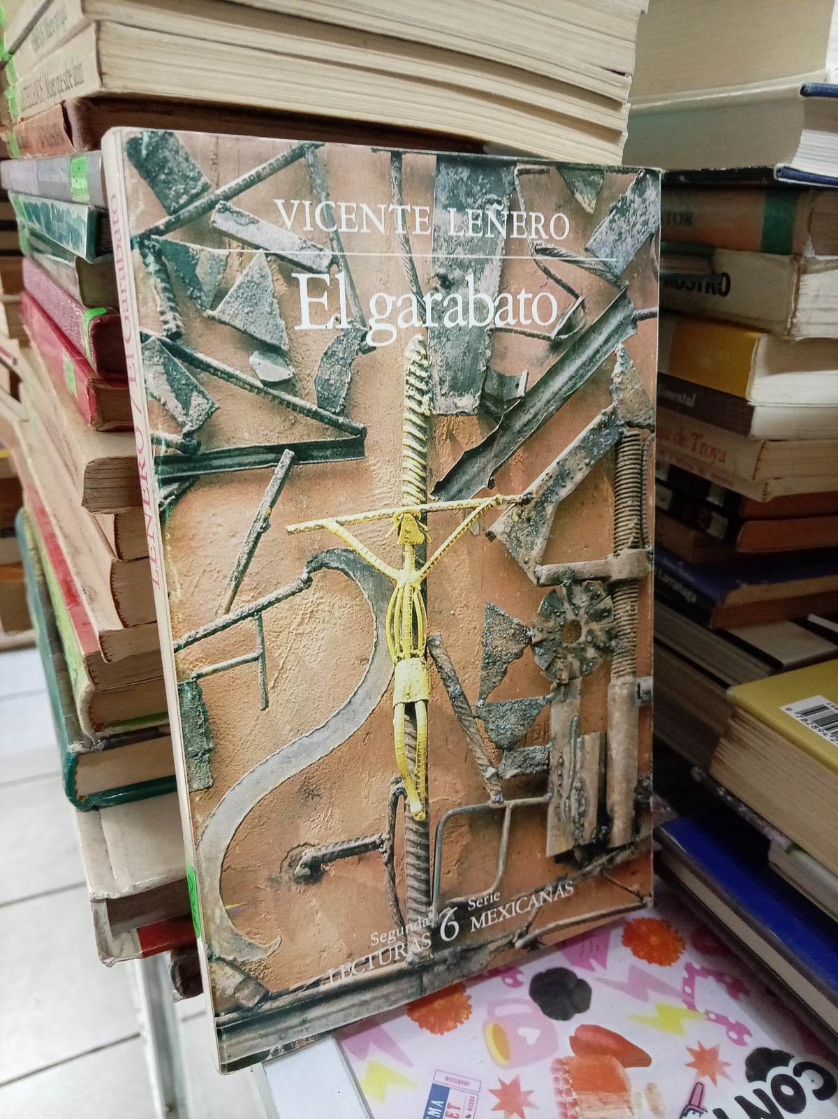 EL GARABATO POR VICENTE LEÑERO USADO NOVELA JUAREZ 515