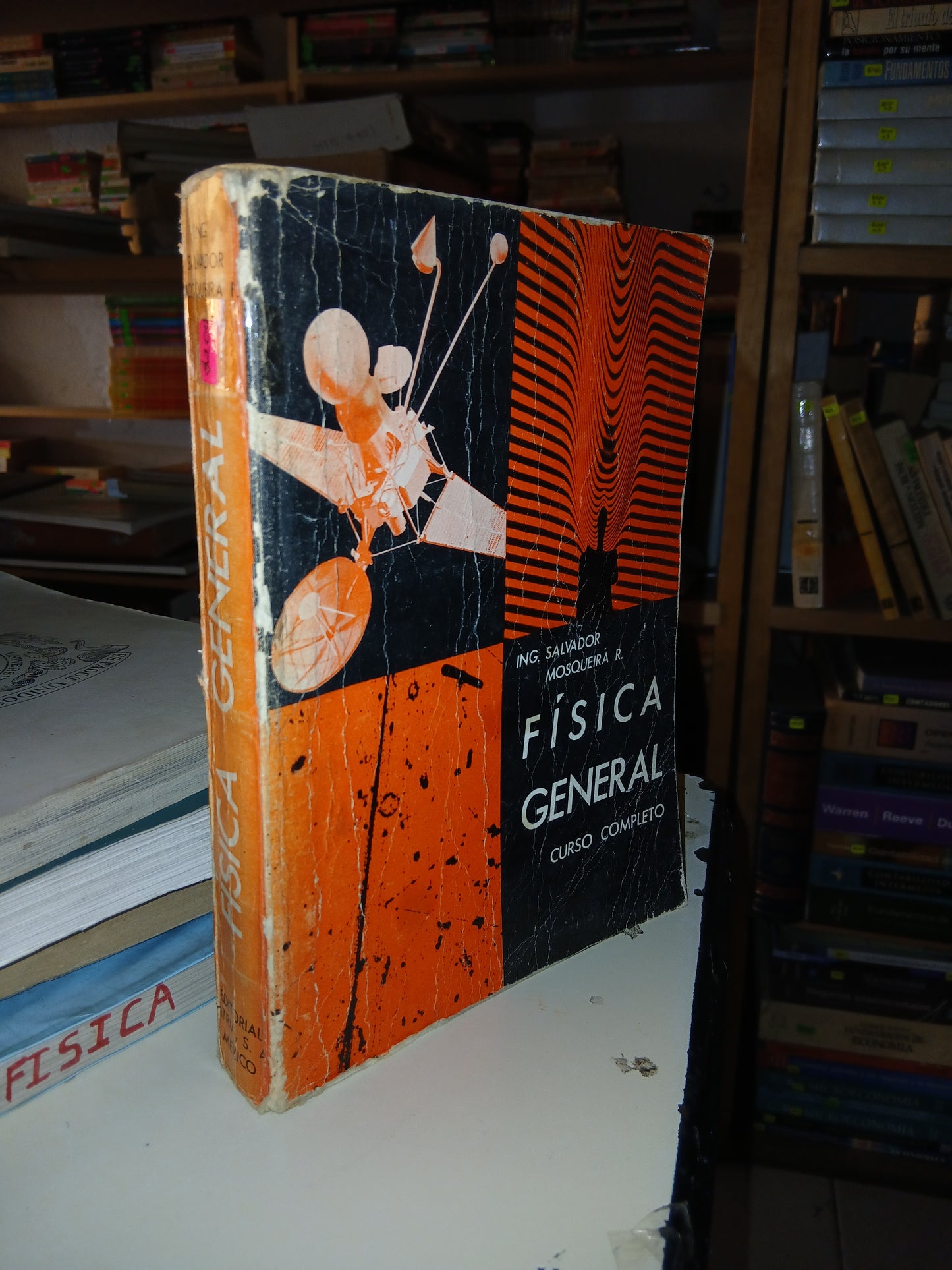 FÍSICA GENERAL CURSO COMPLETO POR SALVADOR MOSQUEIRA USADO FÍSICA LITERARIO 207
