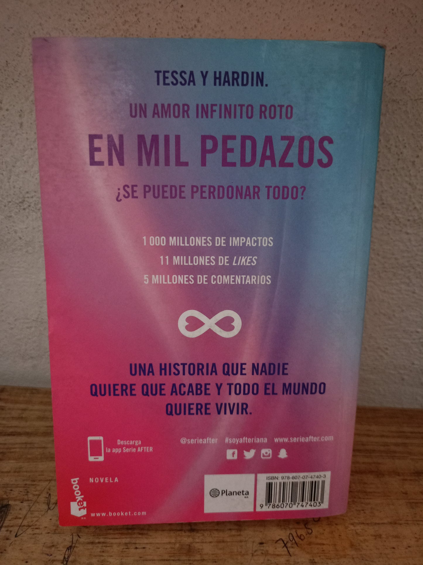 AFTER EN MIL PEDAZOS POR ANNA TODD USADO NOVELA LITERARIO 305