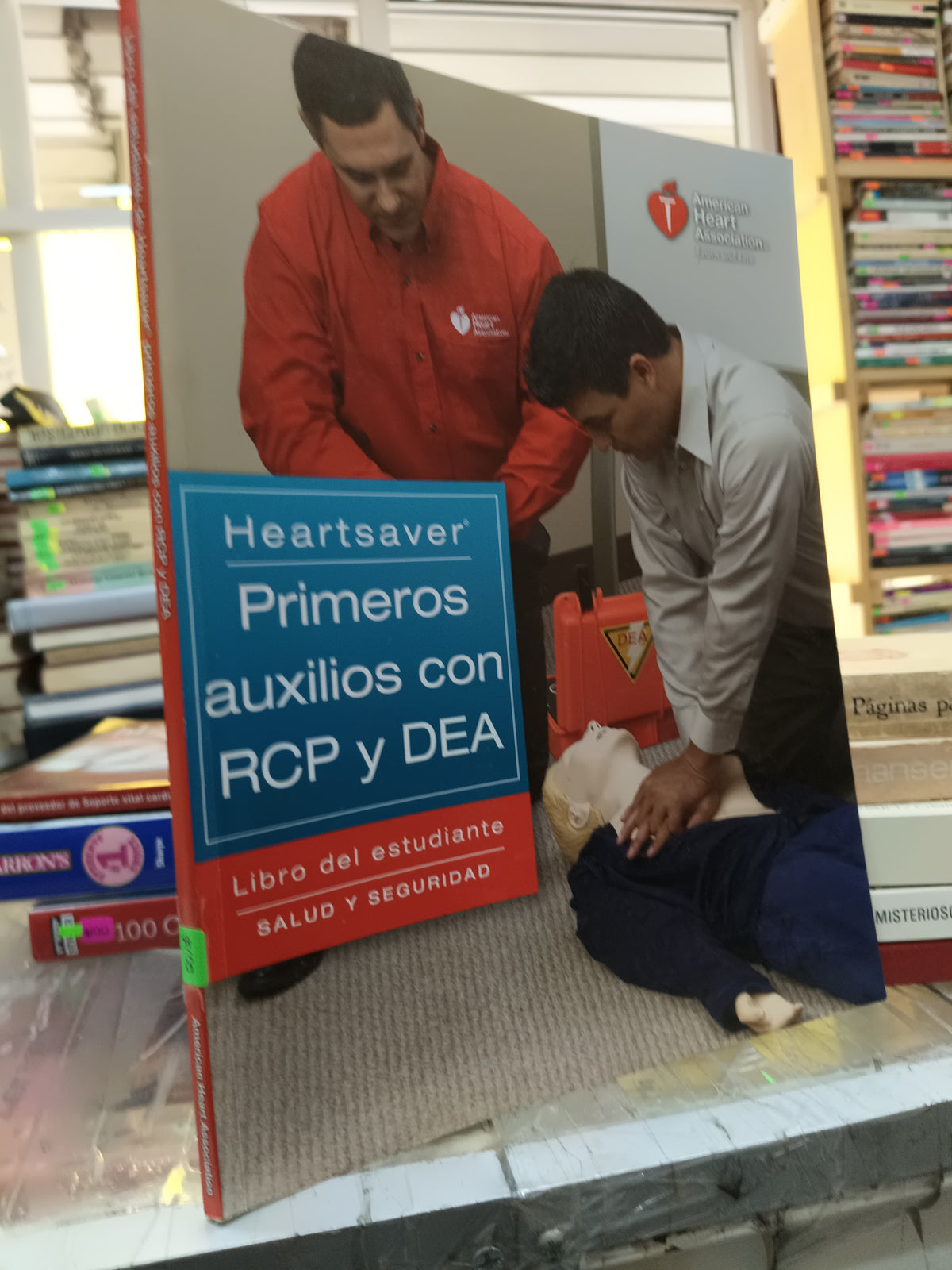 LIBRO DEL ESTUDIANTE SALUD Y SEGURIDAD PRIMEROS AUXILIOS CON RCP Y DEA USADO SALUD JUAREZ 507