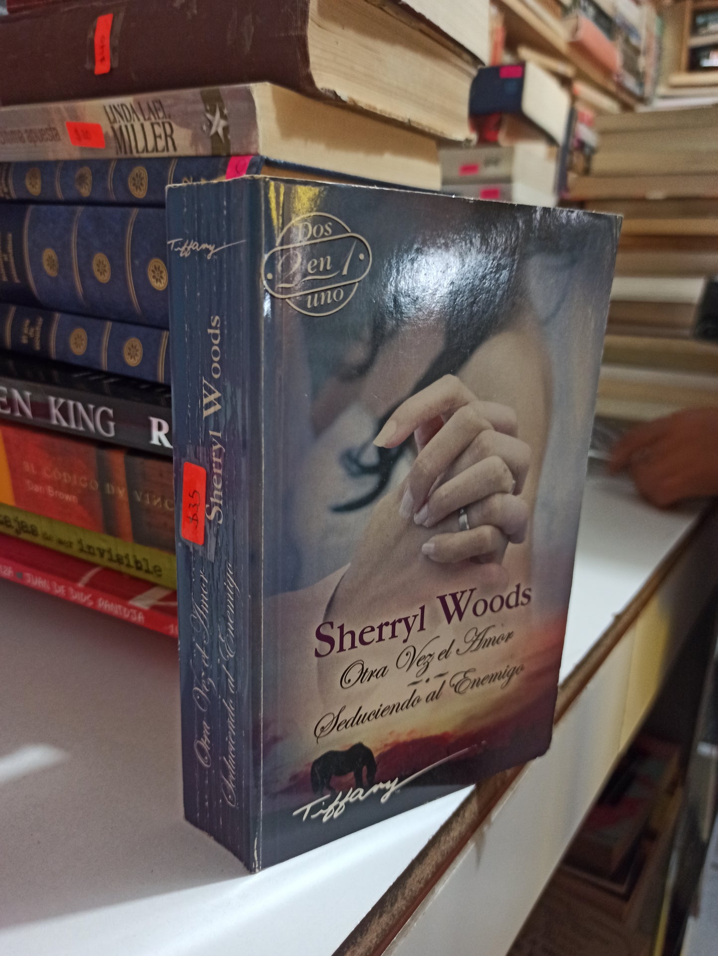 OTRA VEZ EL AMOR Y SEDUCIENDO AL ENEMIGO POR SHERRYL WOODS USADO NOVELAS JUÁREZ