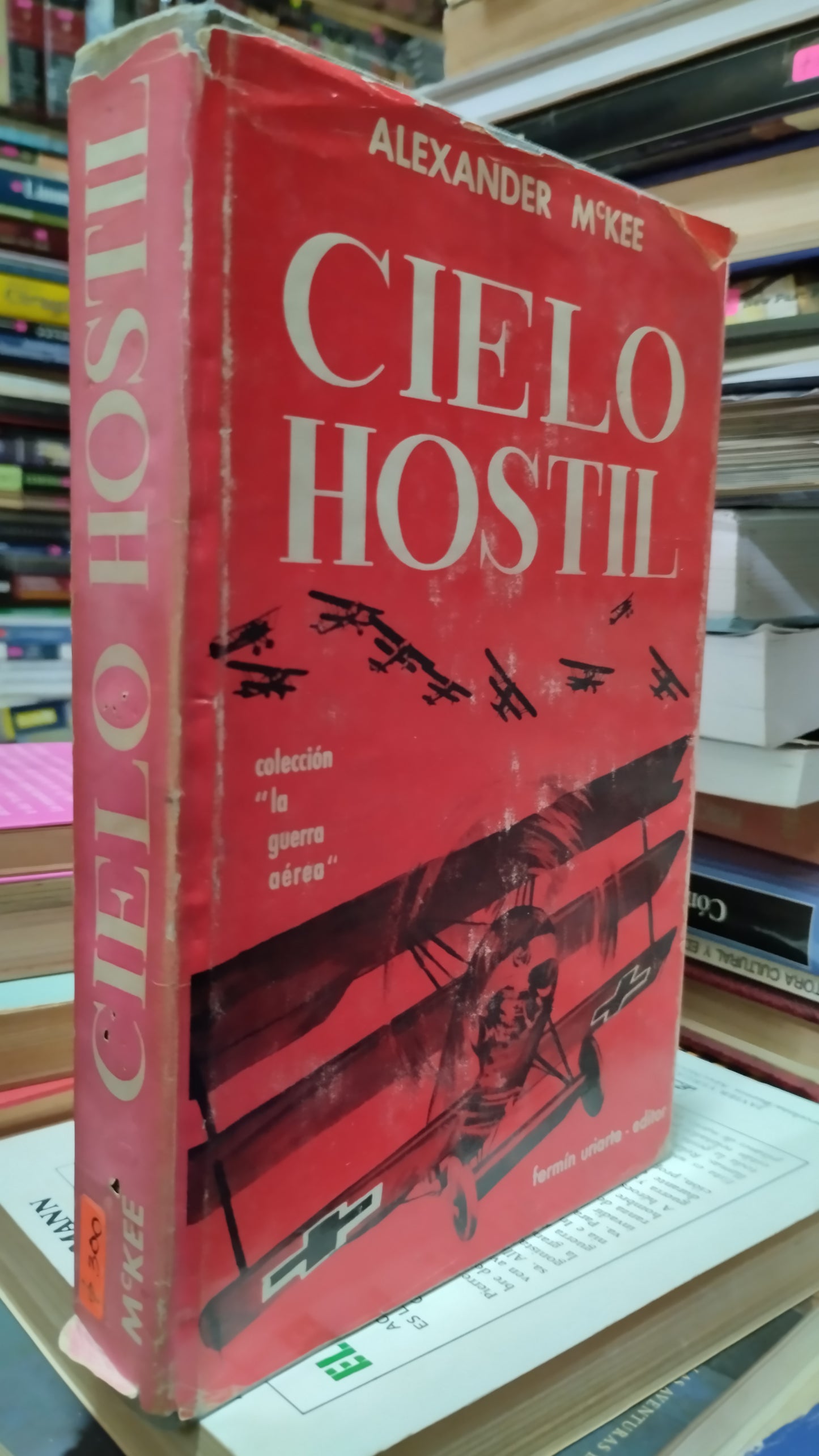 CIELO HOSTIL POR ALEXANDER MCKEE LIBRO USADO HISTORIA ALDAMA