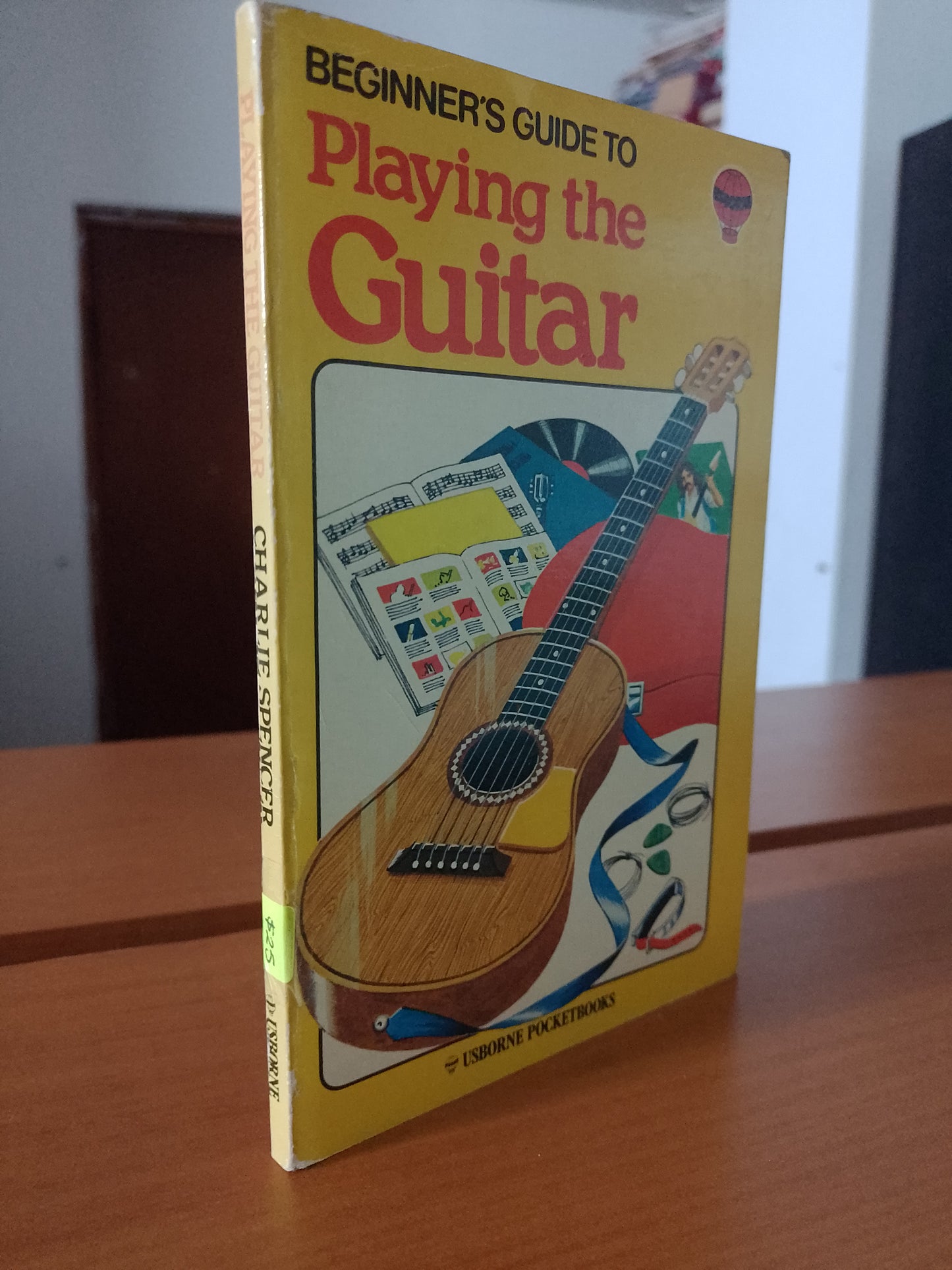 PLAYING THE GUITAR POR CHARLIE SPENCER USADO MUSICA JUAREZ 515