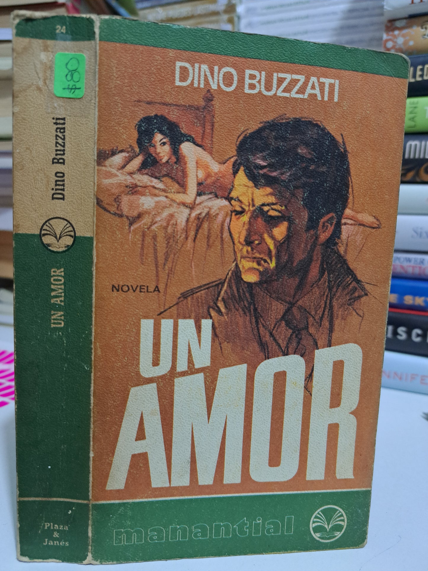UN AMOR DINO BUZZATI USADO NOVELA JUÁREZ