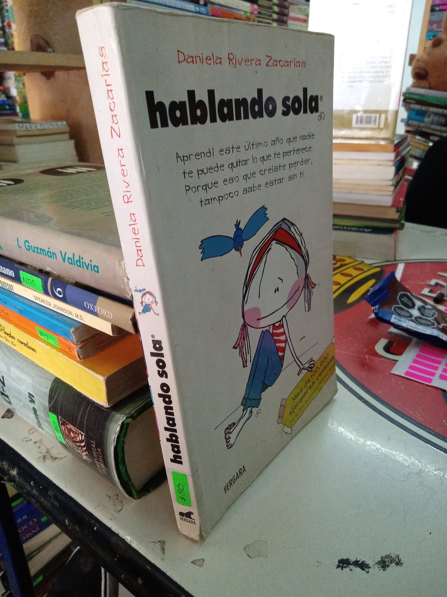 HABLANDO SOLA POR DANIELA RIVERA ZACARIAS USADO NOVELA LITERARIO 207