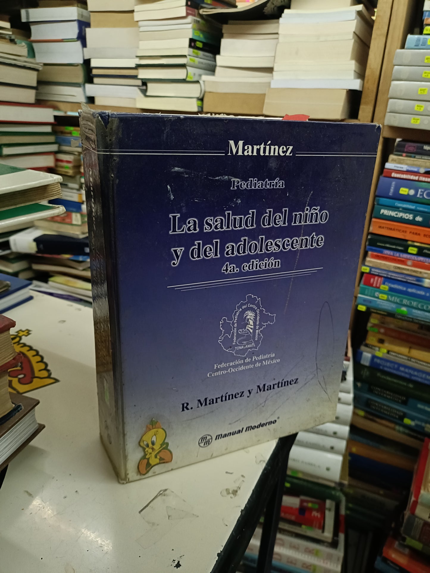 LA SALUD DEL NIÑO Y EL ADOLESCENTE POR MARTÍNEZ USADO MEDICINA LITERARIO 207