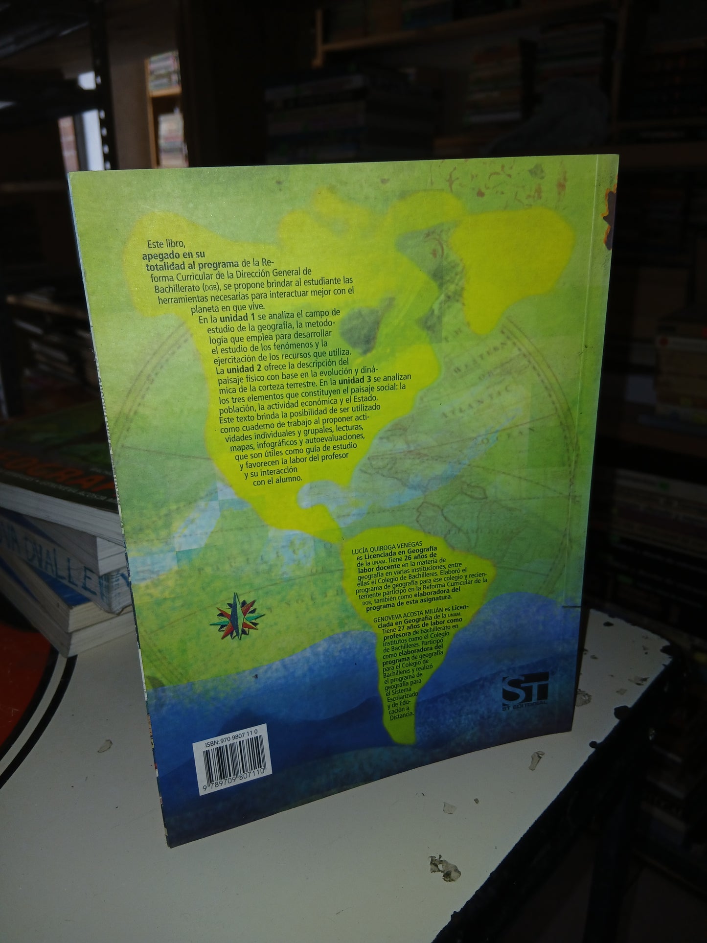 GEOGRAFÍA  BACHILLERATO POR LUCÍA QUIROGA VENEGAS Y GENOVEVA ACOSTA MILIÁN USADO GEOGRAFÍA LITERARIO 207