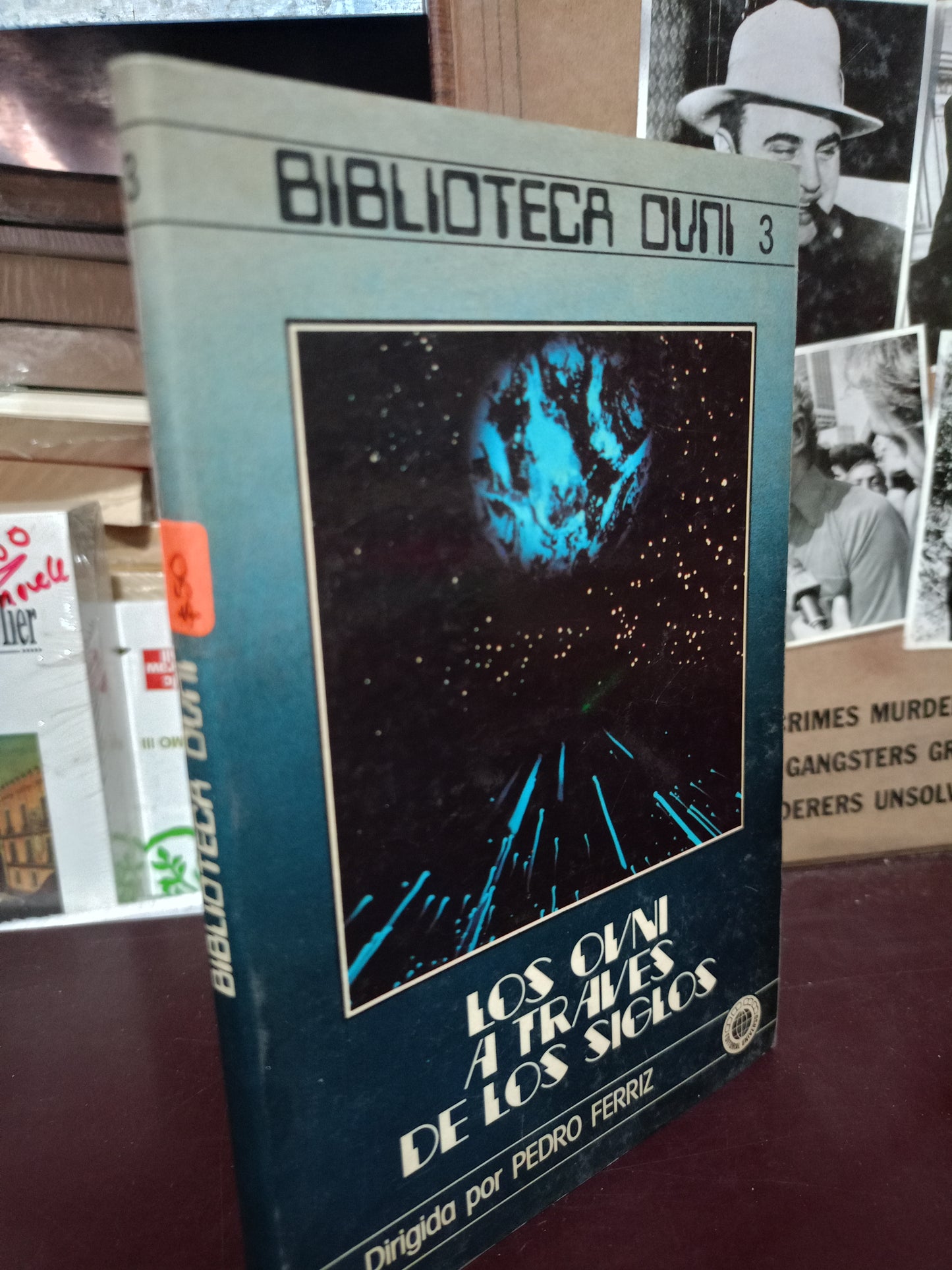 LOS OVNI A TRAVES DE LOS SIGLOS PEDRO FERRIZ USADO CIENCIA LITERARIO 305