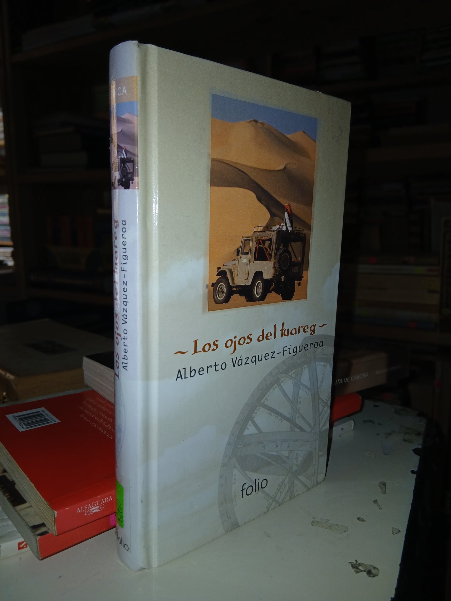 LOS OJOS DE TUAREG POR ALBERTO VÁZQUEZ-FIGUEROA USADO NOVELA LITERARIO 207