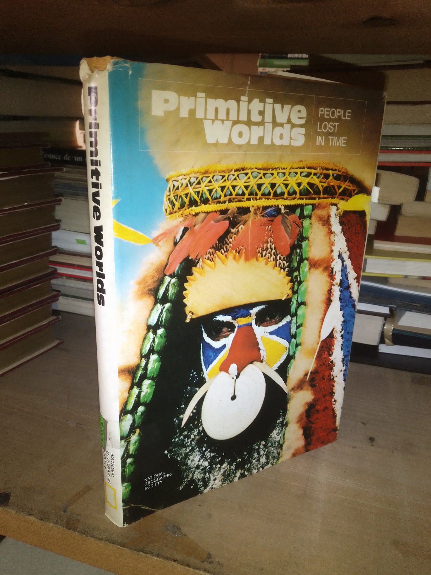 PRIMITIVE WORLDS: PEOPLE LOST IN TIME POR NATIONAL GEOGRAPHIC SOCIETY USADO IDIOMAS LITERARIO 207