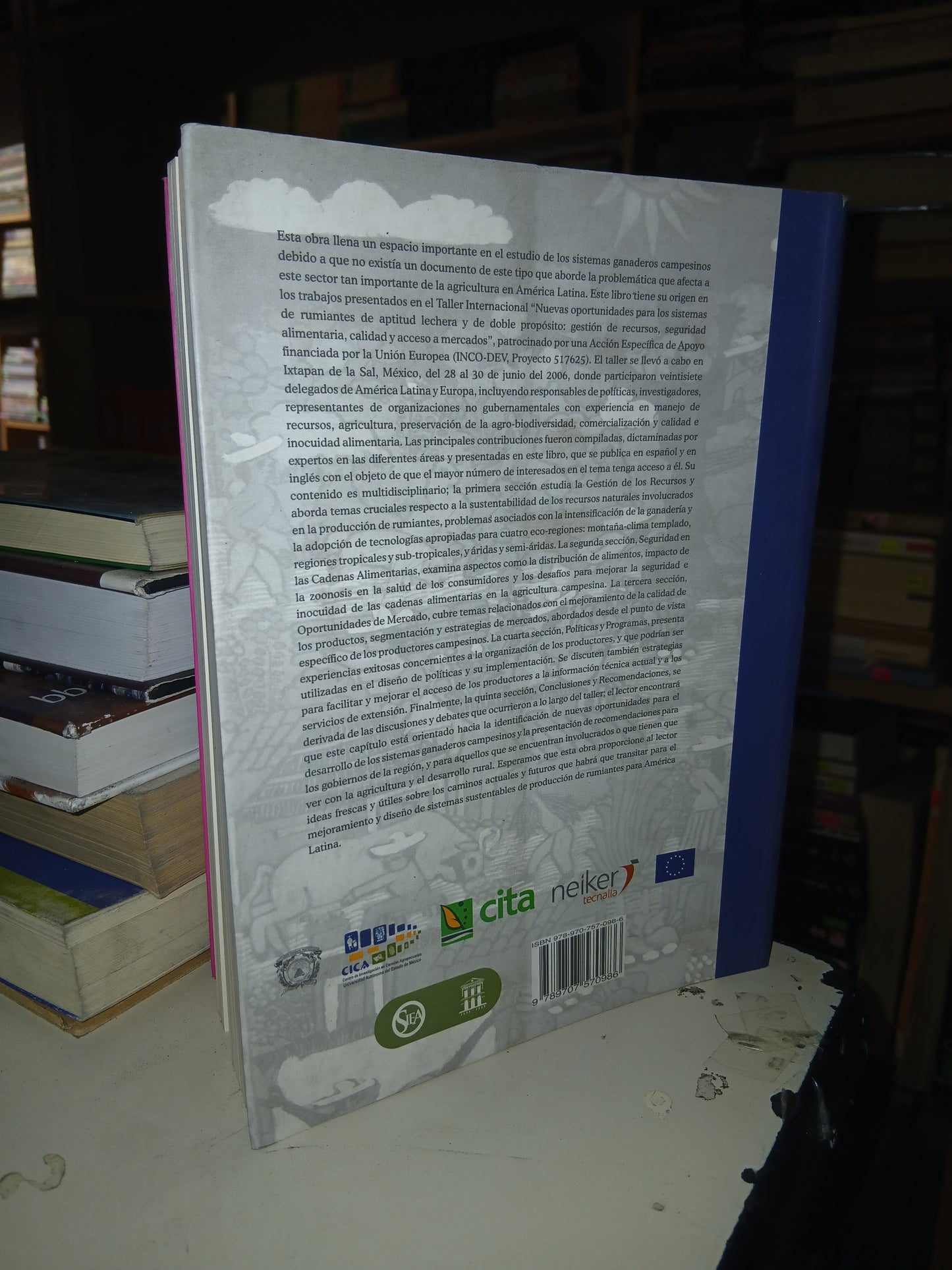 OPORTUNIDADES Y RETOS PARA LOS SISTEMAS CAMPESINOS DE RUMIANTES EN LATINOAMERICA (VARIOS AUTORES) USADO AGRARIA LITERARIO 207