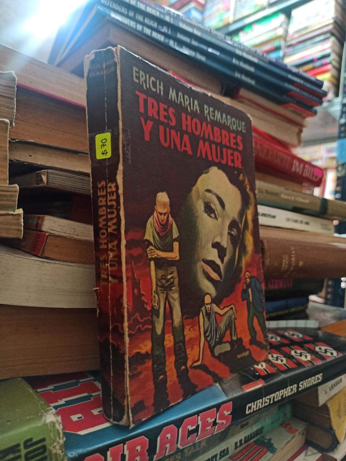 TRES HOMBRES Y UNA MUJER POR ERICH MARIA RAMARQUE USADO NOVELAS ALDAMA