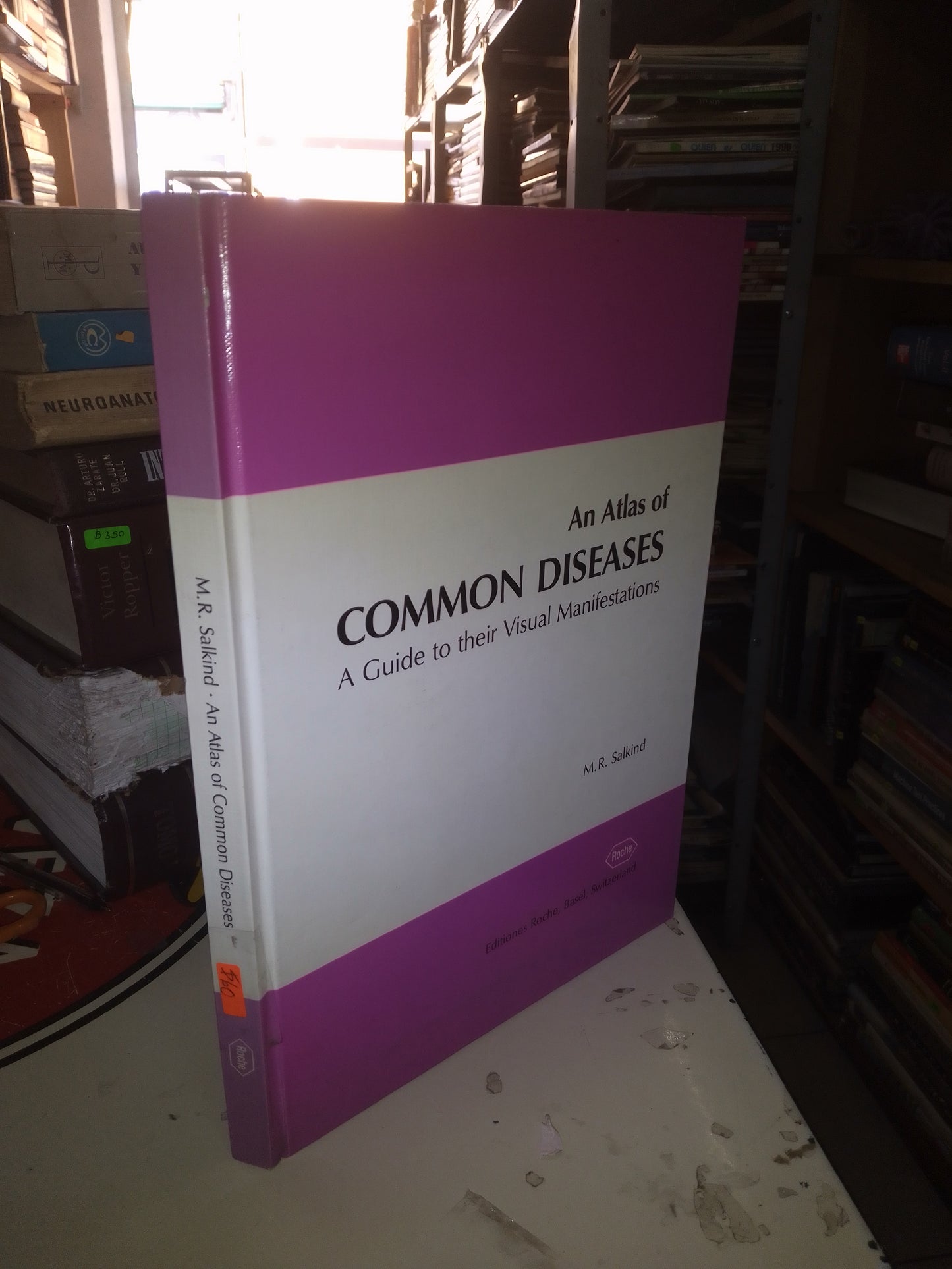 AN ATLAS OF COMMON DISEASES: A GUIDE TO THEIR VISUAL MANIFESTATIONS POR M.R. SALKIND USADO MEDICINA LITERARIO 207