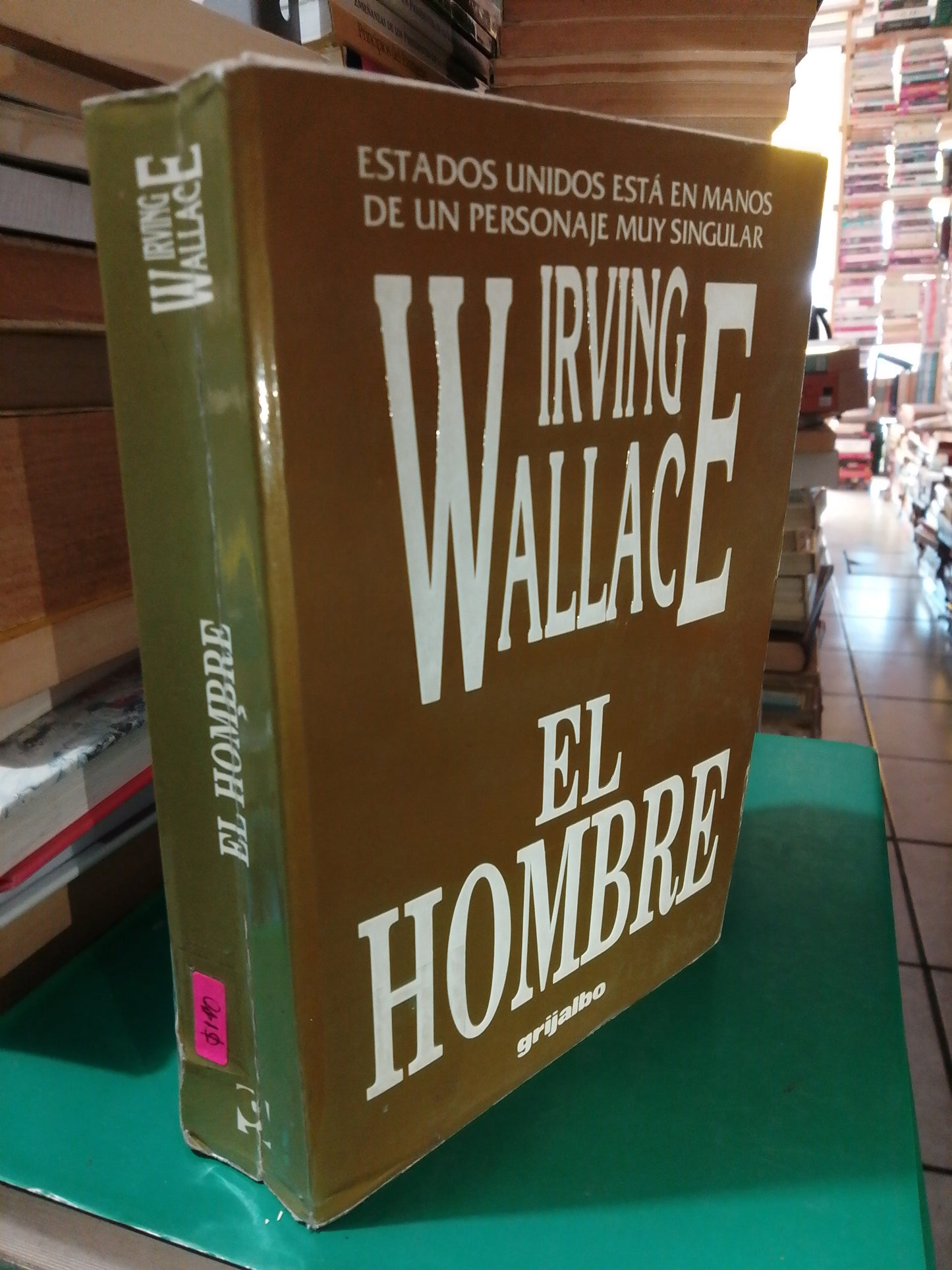 EL HOMBRE POR IRVING WALLACE USADO NOVELA JUAREZ