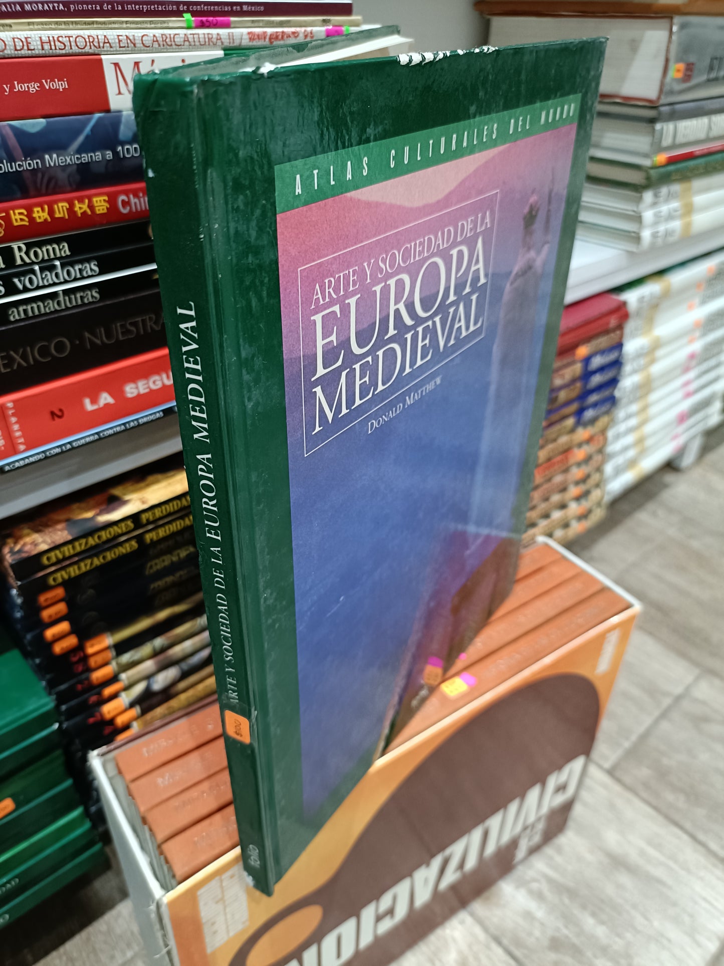 ARTE Y SOCIEDAD EUROPA MEDIEVAL POR DONALD MATTHEW ATLAS CULTURALES DEL MUNDO USADO HISTORIA JUAREZ 515