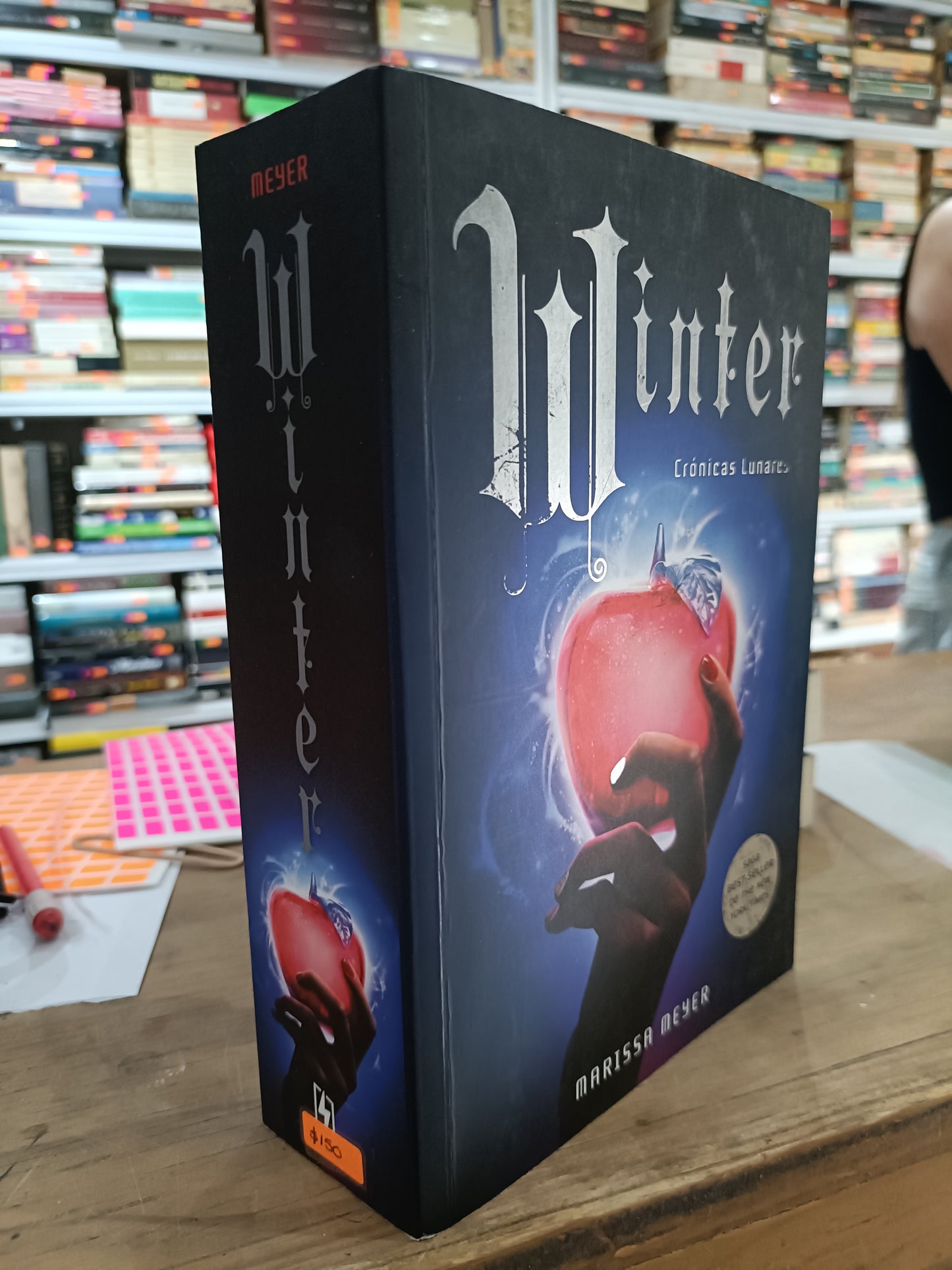 WINTER CRONICAS LUNARES POR MARISSA MEYER USADO NOVELA JUAREZ 515
