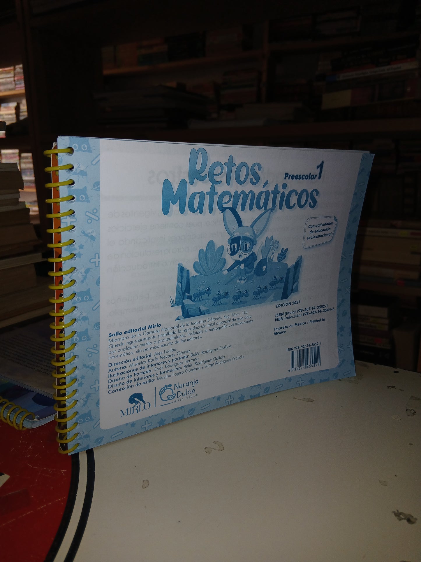 RETOS MATEMÁTICOS POR KARLA M. NEVAREZ USADO INFANTIL LITERARIO 207