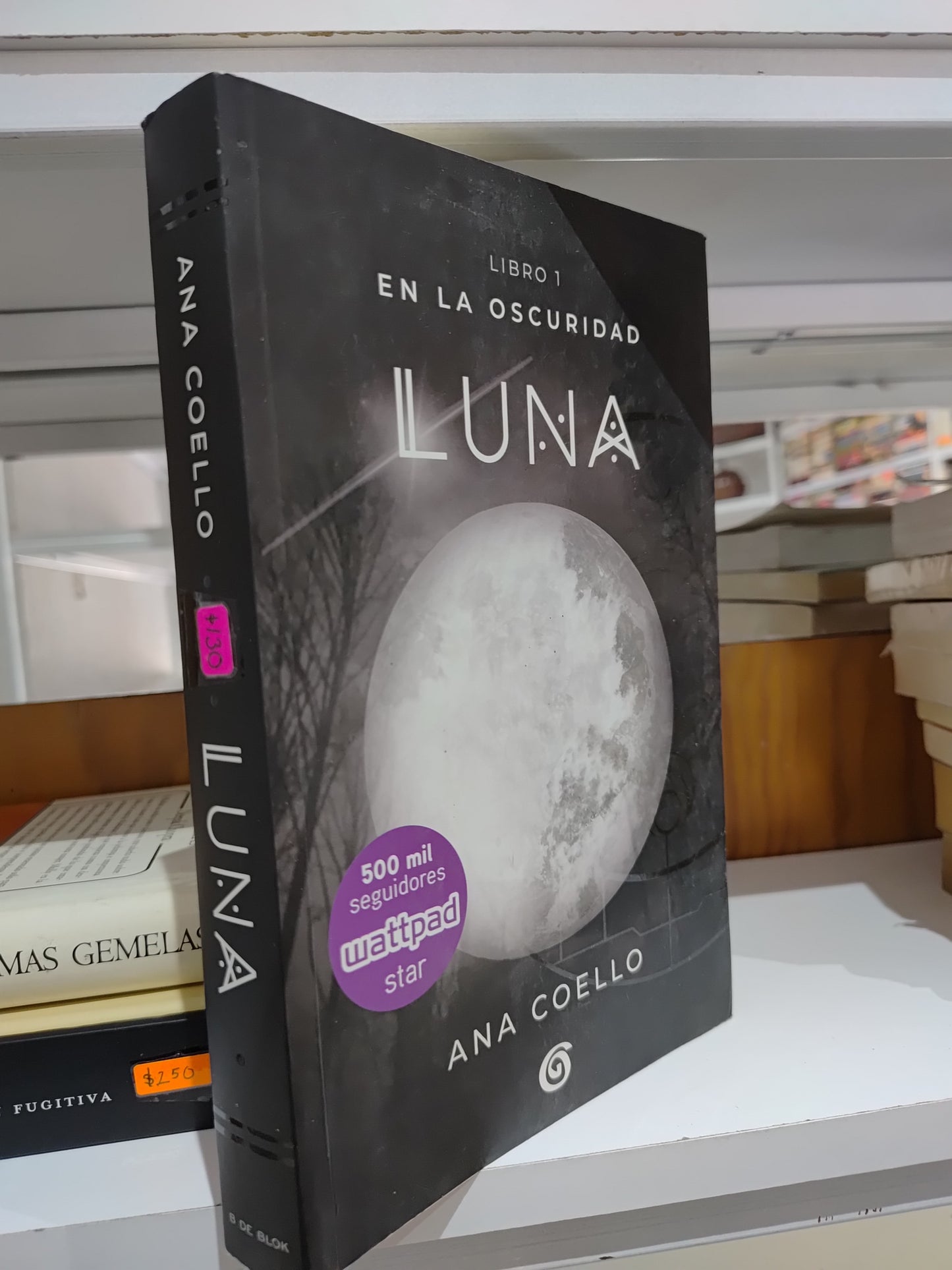 LUNA POR ANA COELLO USADO NOVELAS JUAREZ 515
