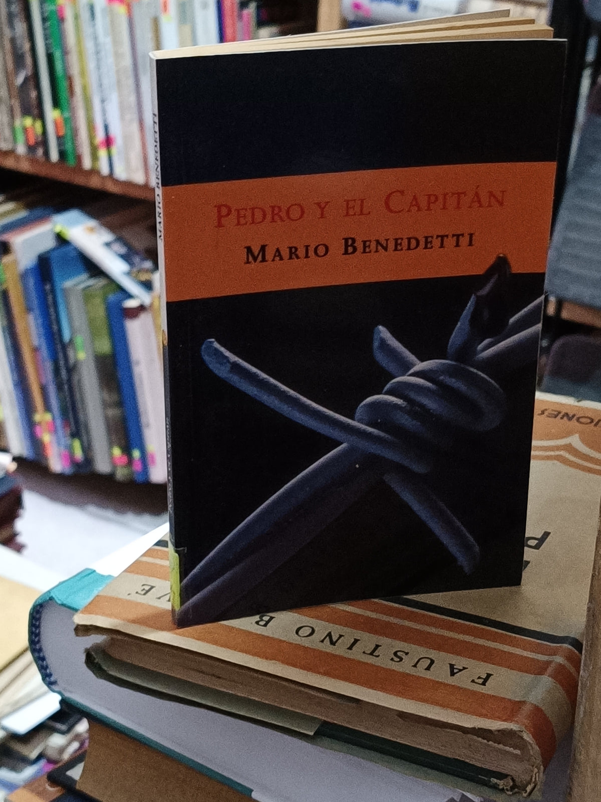 PEDRO Y EL CAPITAN MARIO BENEDETTI USADO NOVELA LITERARIO 305