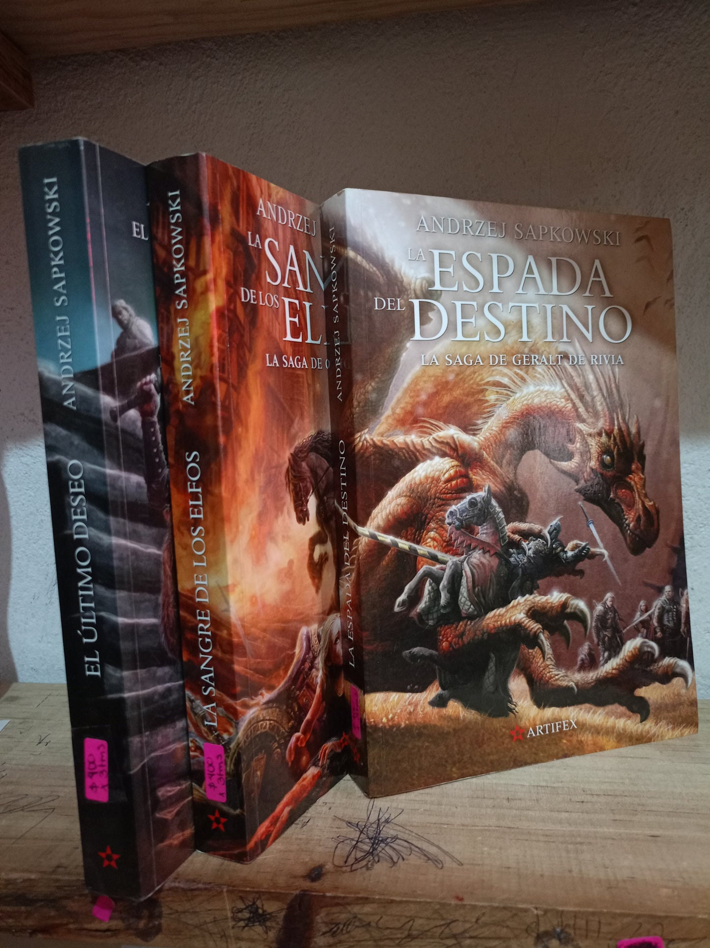 LA SAGA DE GERALT DE RIVIA POR ANDRZEJ SAPKOWSKI 3TOMOS USADO NOVELA LITERARIO 305