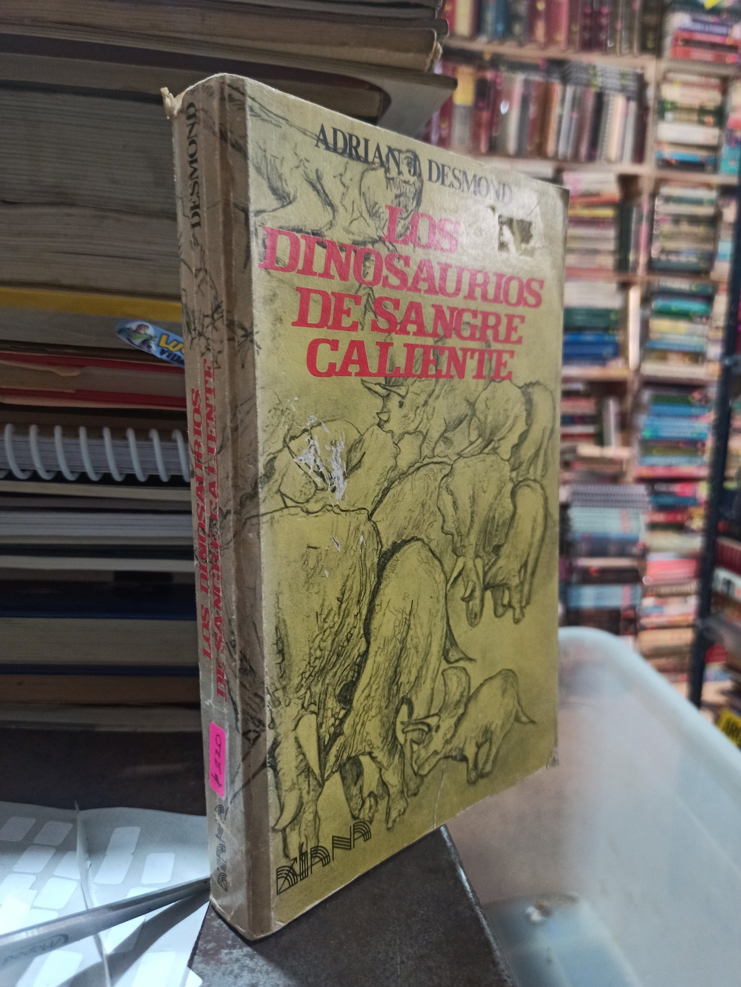 LOS DINOSAURIOS DE SANGRE CALIENTE POR ADRIAN J. DESMOND USADO HISTORIA ALDAMA