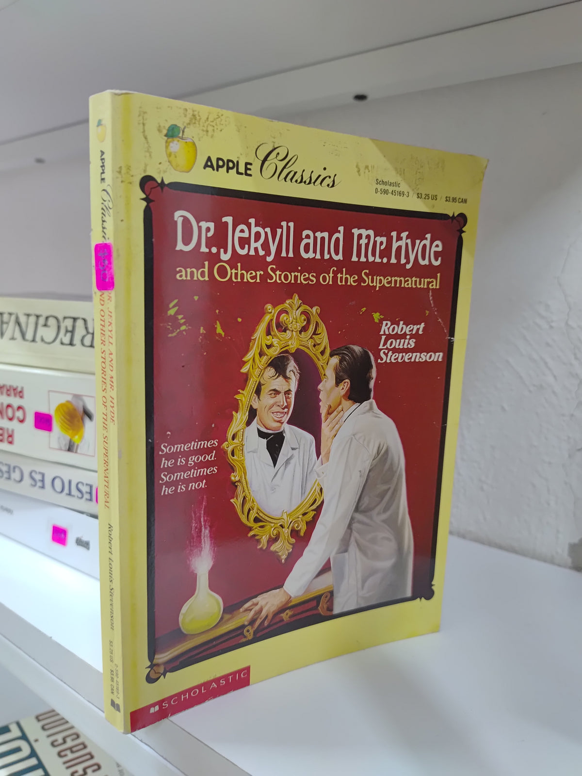 DR JEKYLL AND MR HYDE POR ROBER LOUIS STEVENSON USADO IDIOMAS JUAREZ 515