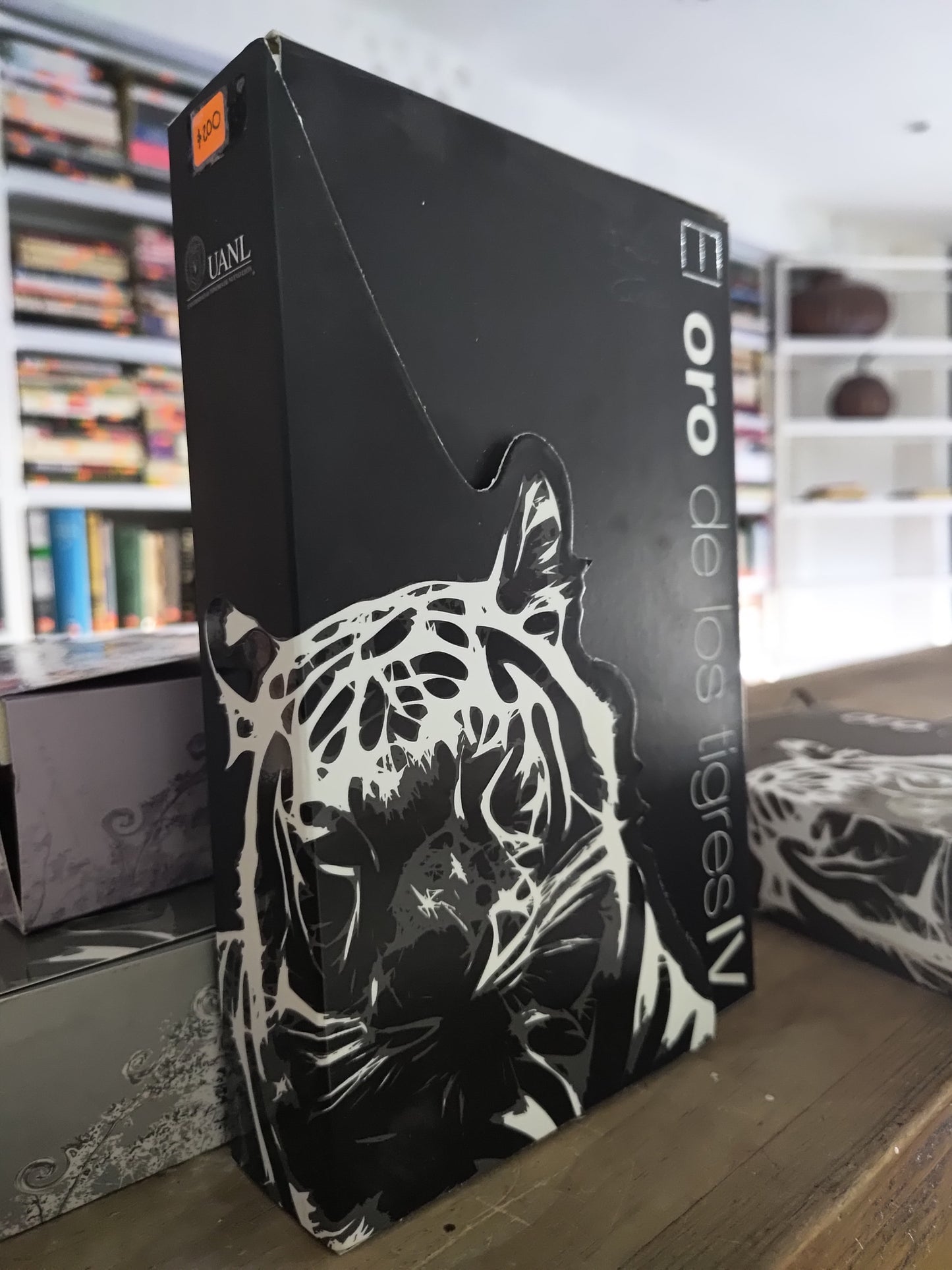 EL ORO DE LOS TIGRES 4 POR UANL USADO POESIA JUAREZ 515
