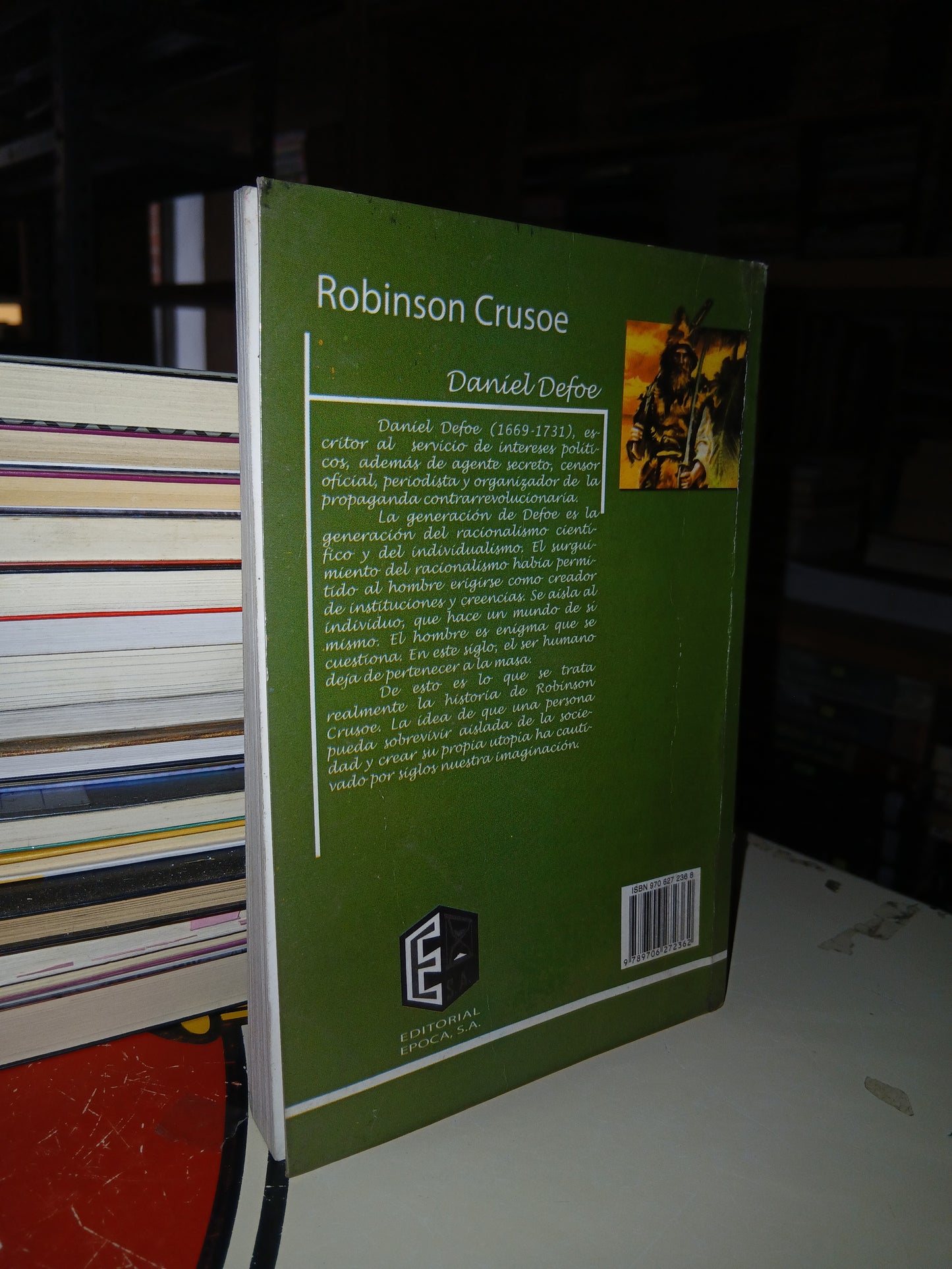 ROBINSON CRUSOE POR DANIEL DEFOE USADO NOVELA LITERARIO 207