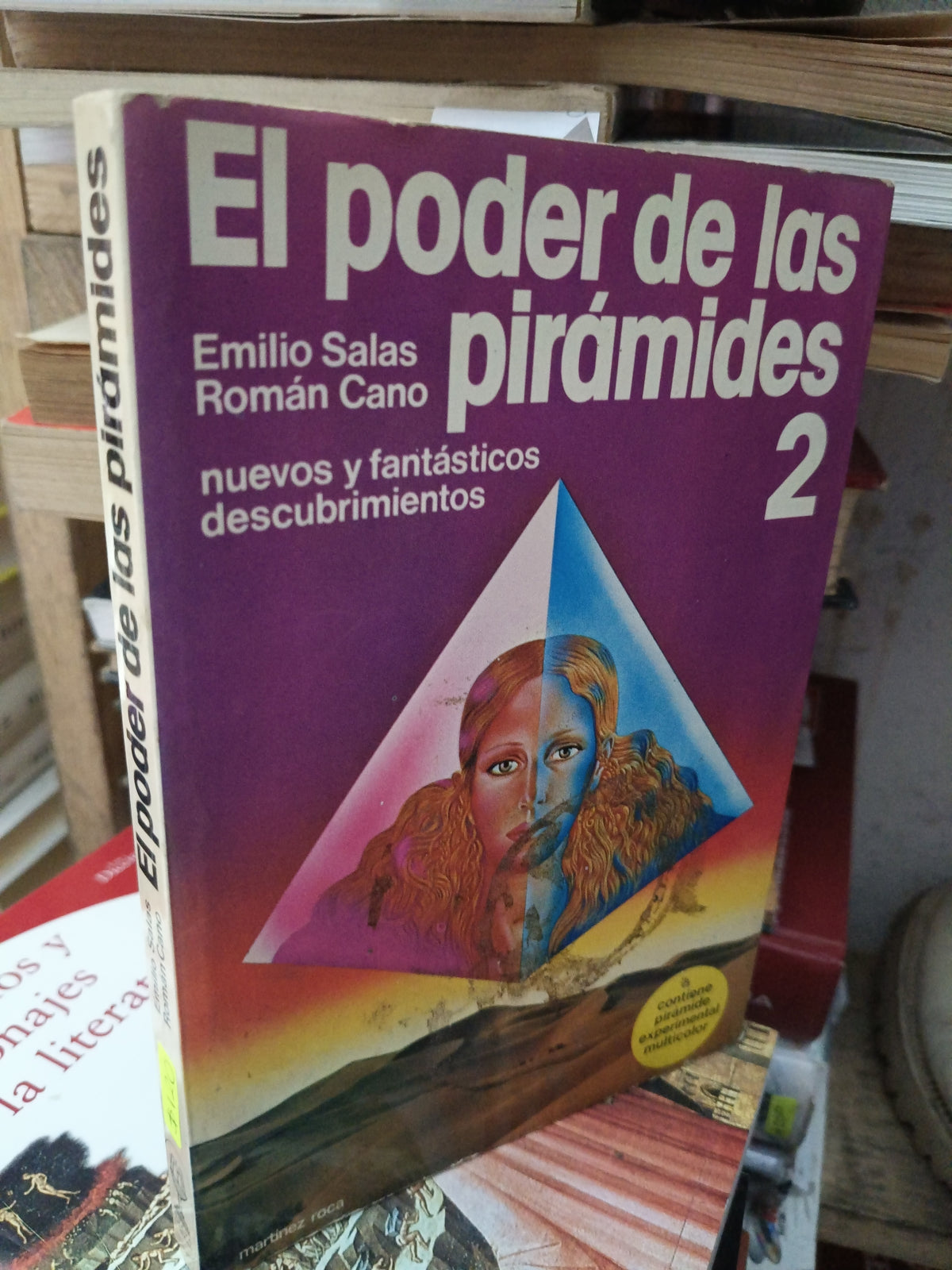 EL PODER DE LAS PIRAMIDES 2 EMILIO SALAS ROMAN CANO USADO ESOTERISMO LITERARIO 305