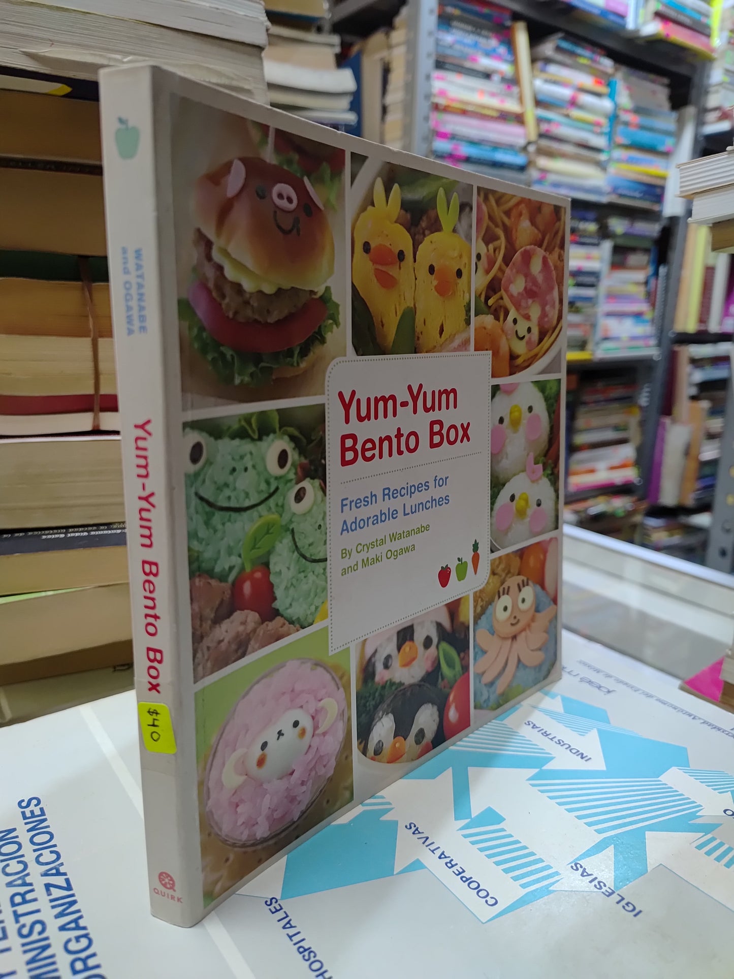 YUM YUM BENTO BOX POR EDITORIAL QUIRK USADO COCINA JUAREZ 507