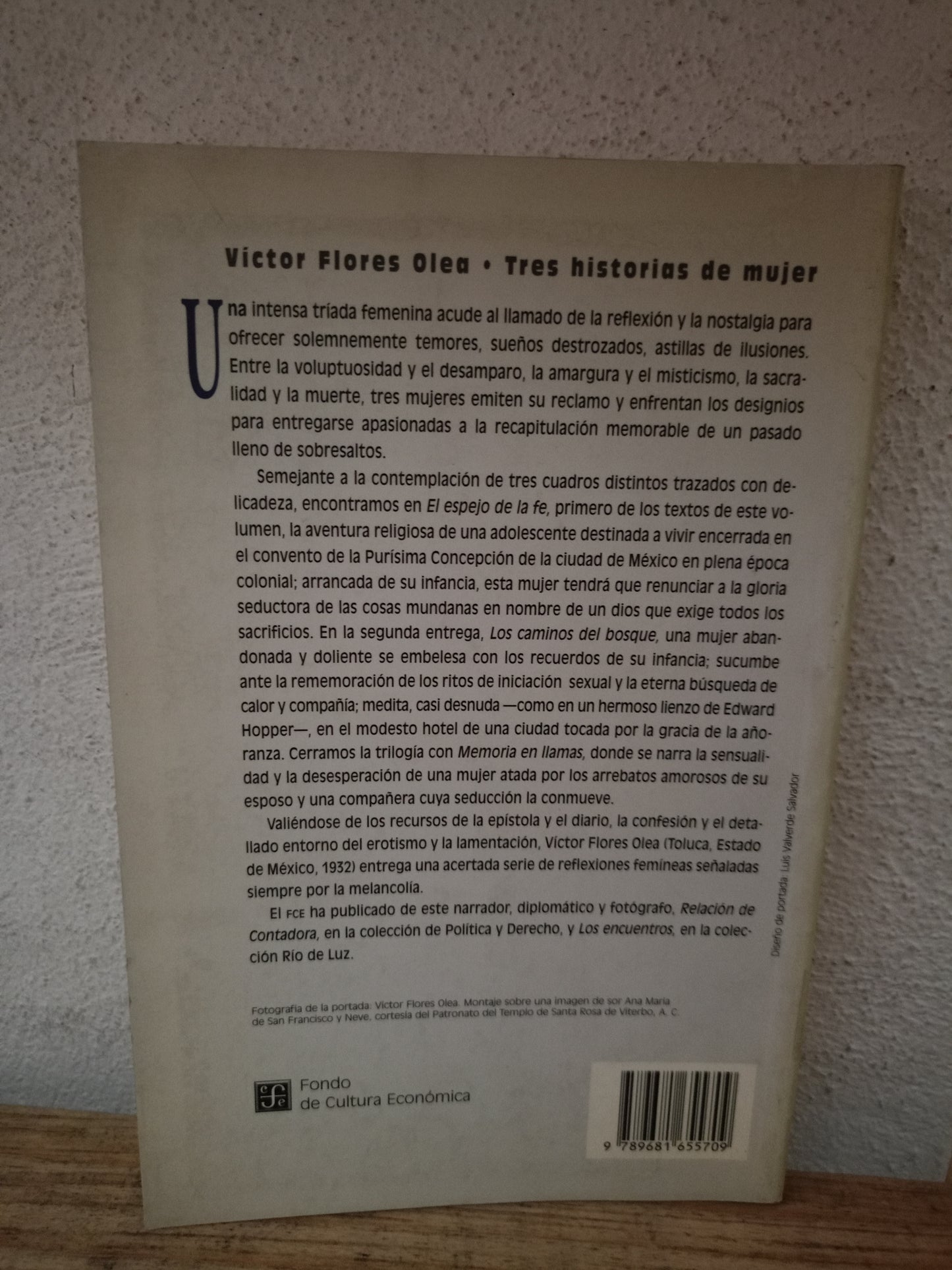 TRES HISTORIAS DE MUJER POR VICTOR FLORES OLEA USADO NOVELA LITERARIO 305