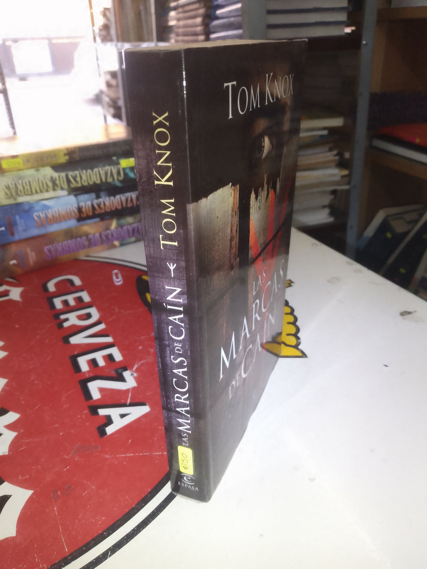 LAS MARCAS DE CAIN POR TOM KNOX USADO NOVELA LITERARIO 207
