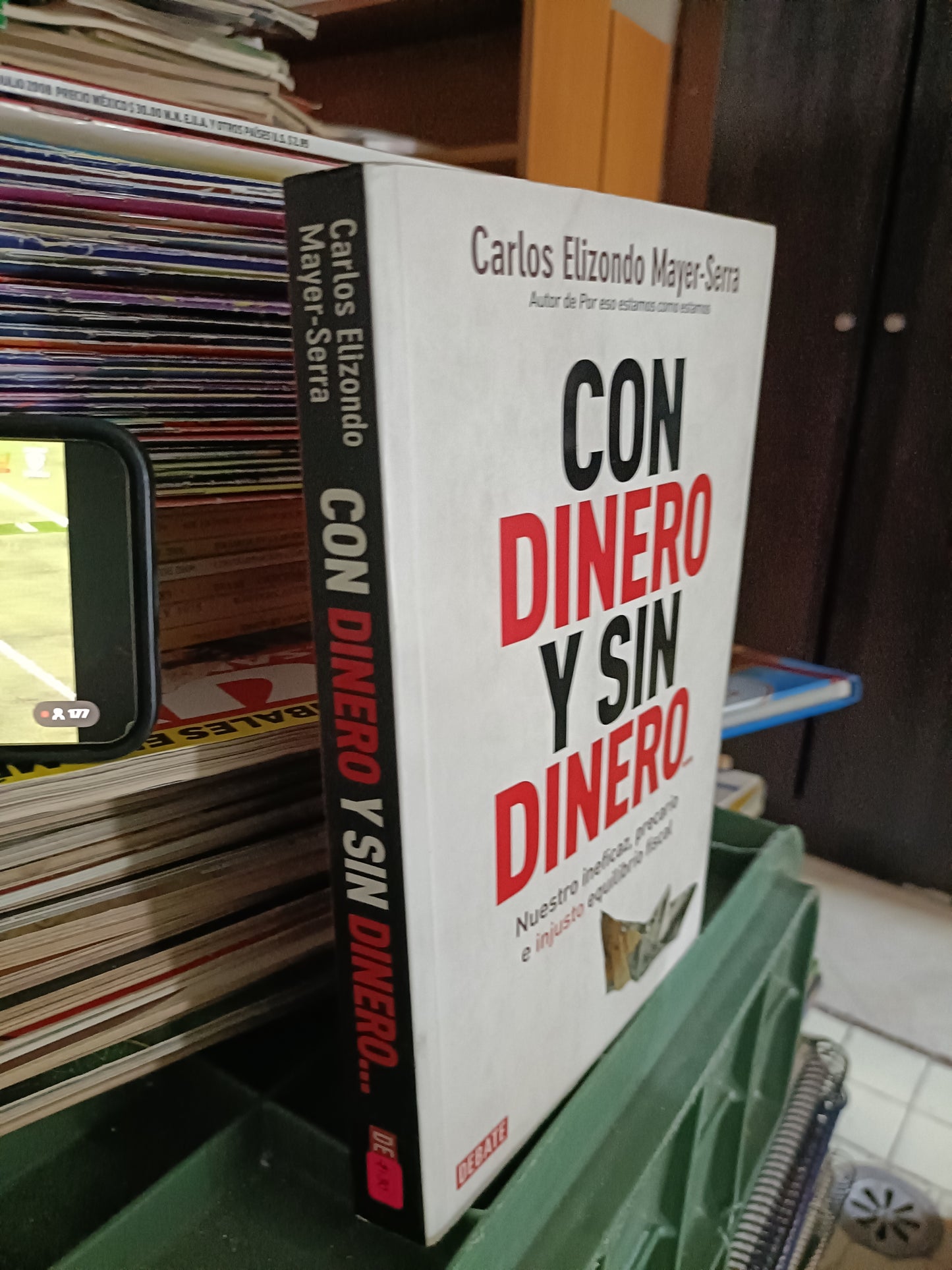 CON DINERO Y SIN DINERO POR CARLOS ELIZONDO MAYER USADO SUPERACION PERSONAL JUAREZ 515