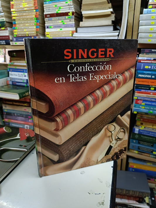 CONFECCIÓN EN TELAS ESPECIALES USADO OFICIO LITERARIO 207