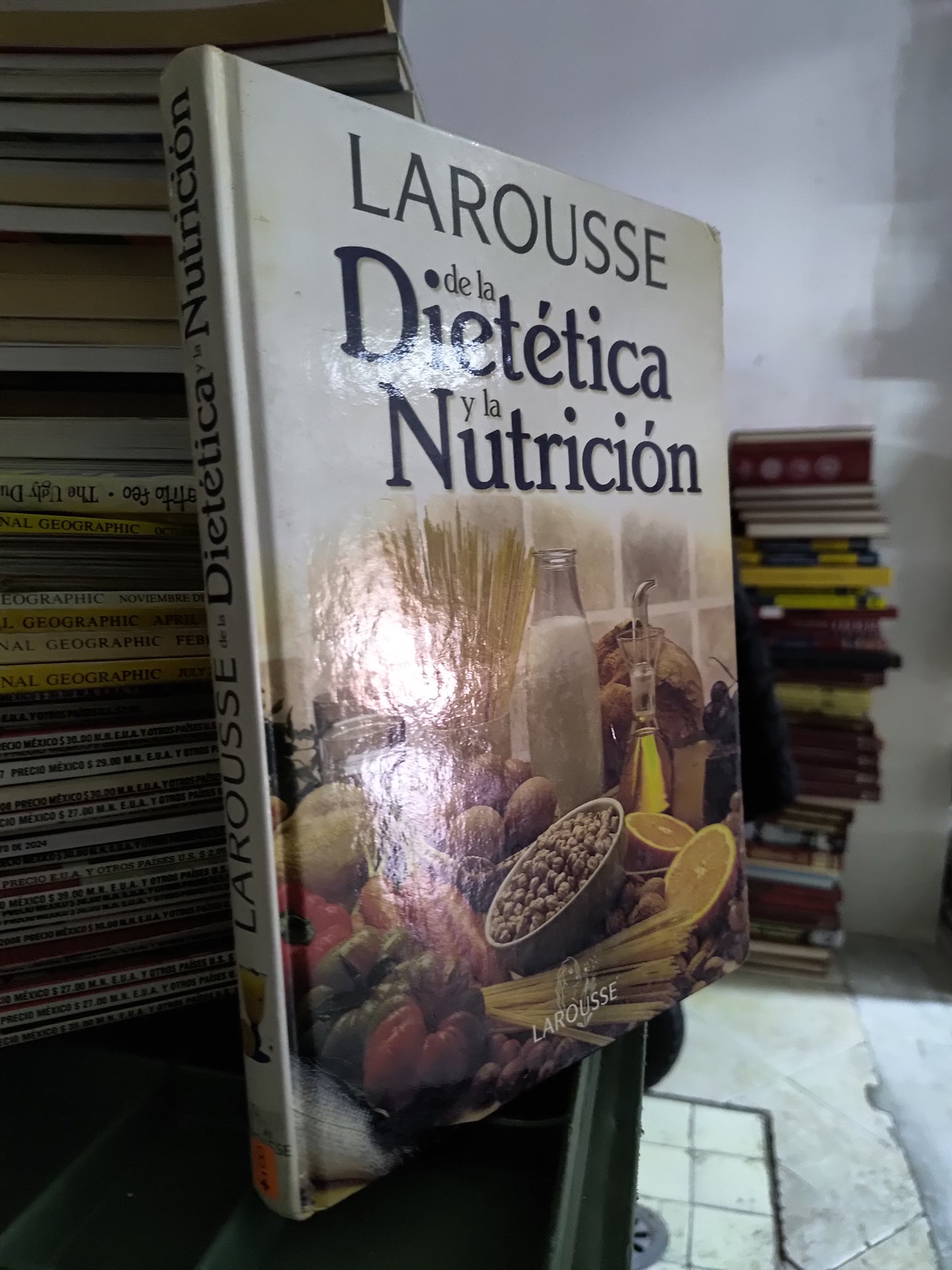 LAROUSSE DE LA DIEDETICA Y LA NUTRICION POR EDITORIAL LAROUSSE USADO COCINA JUAREZ 515