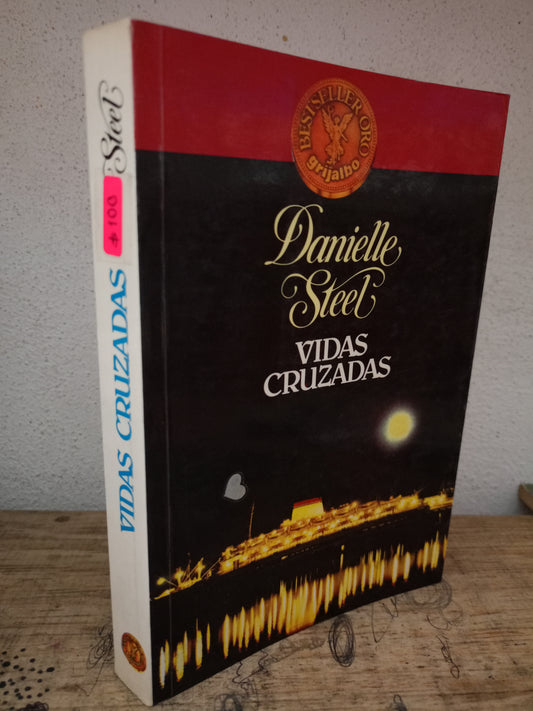 VIDAS CRUZADAS POR DANIELLE STEEL USADO NOVELA LITERARIO 305