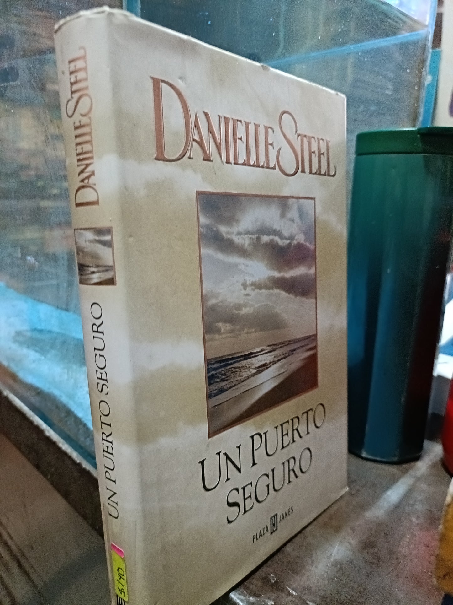 UN PUERTO SEGURO POR DANIEL STEEL USADOS NOVELA ALDAMA