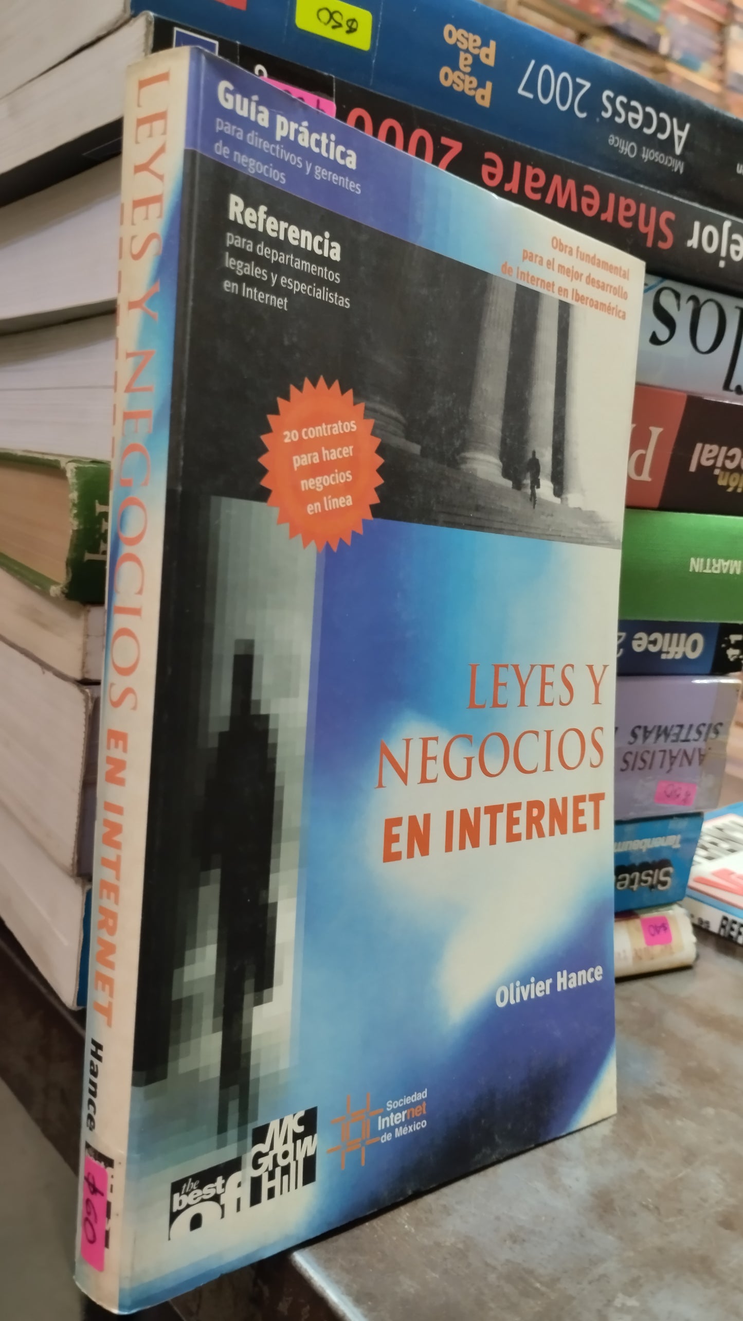 LEYES Y NEGOCIOS EN INTERNET POR OLIVER HANCE LIBRO USADO COMPUTACION ALDAMA