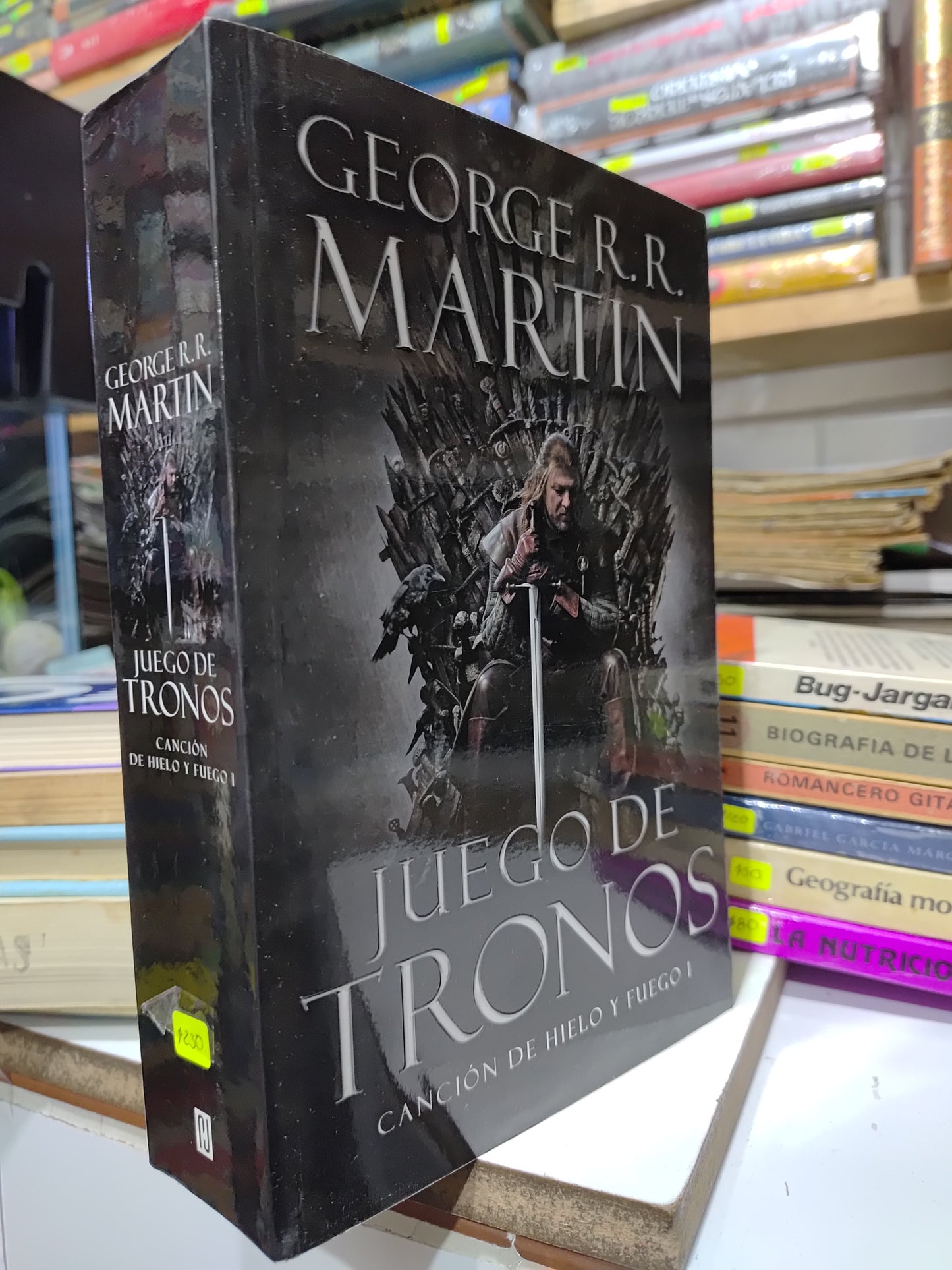 JUEGO DE TRONOS CANCION DE HIELO Y FUEGO 1 POR GEORGE R. R. MARTIN USADO NOVELAS JUAREZ 507