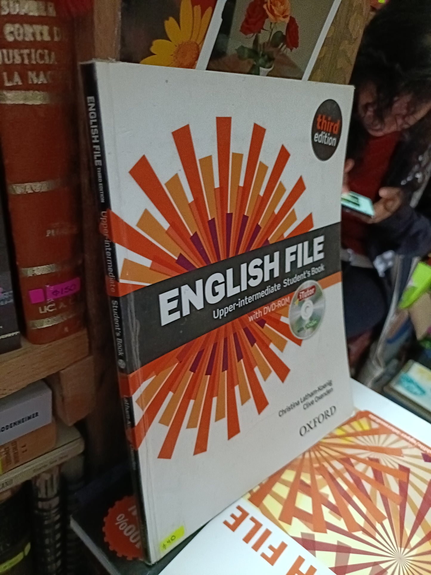 ENGLISH FILE UPPER INTERMEDIANTE USADOS IDIOMAS LITERARIO 305