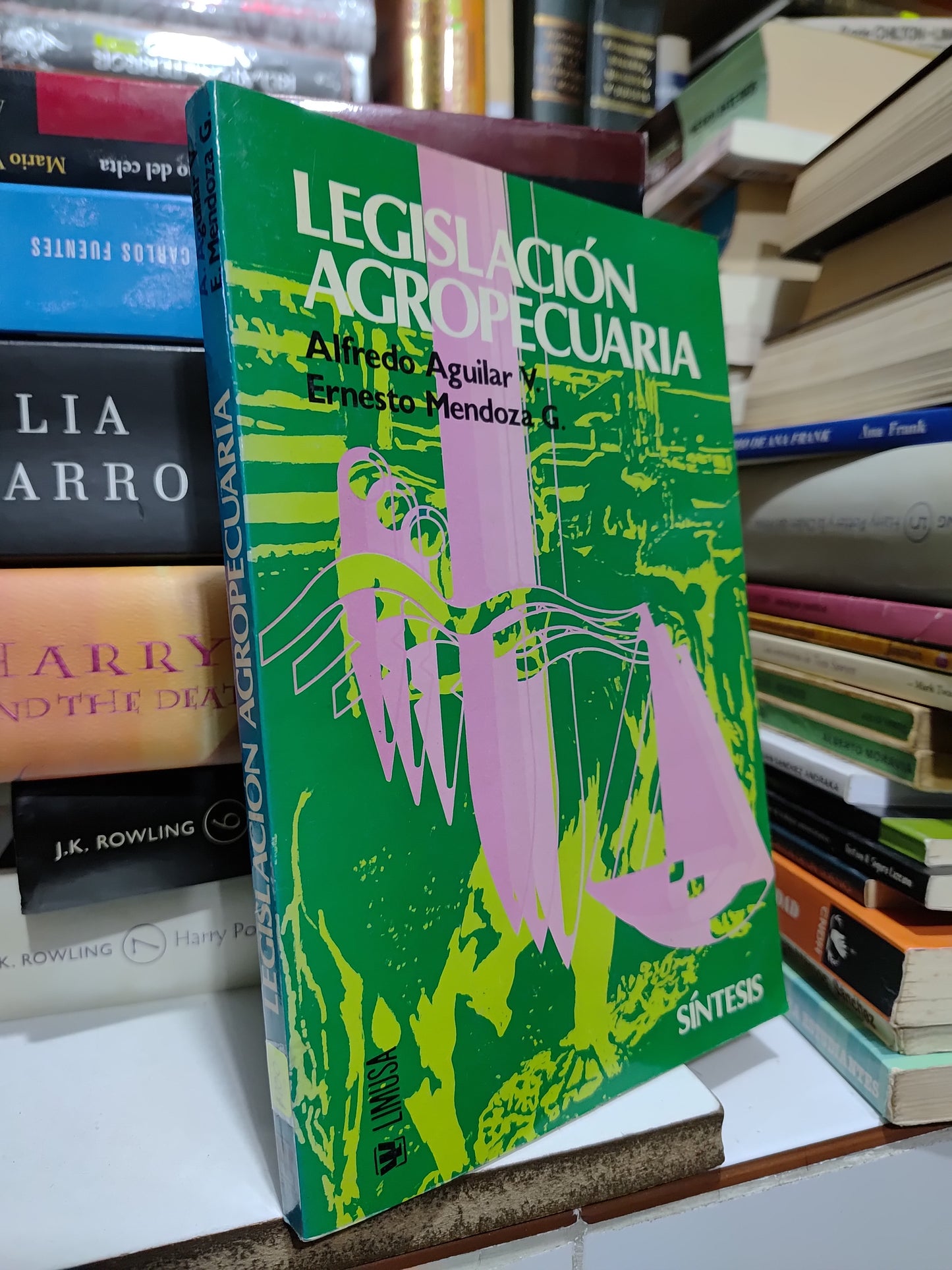 LEGISLACION AGROPECUARIA POR ALFREDO AGUILAR V. USADO AGRICULTURA JUAREZ 507