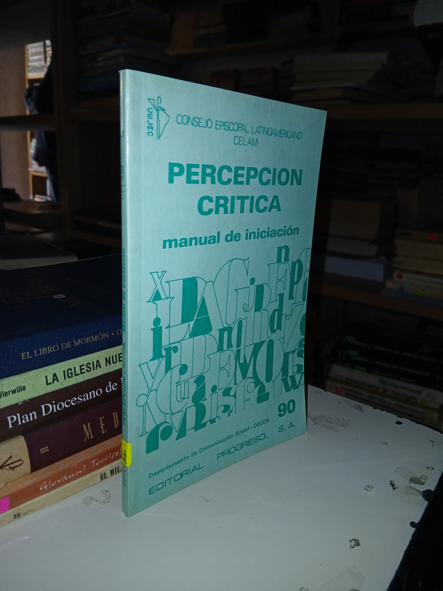 PERCEPCIÓN CRÍTICA. MANUAL DE INICIACIÓN POR PEDRO BRISEÑO CHÁVEZ USADO RELIGIÓN LITERARIO 207